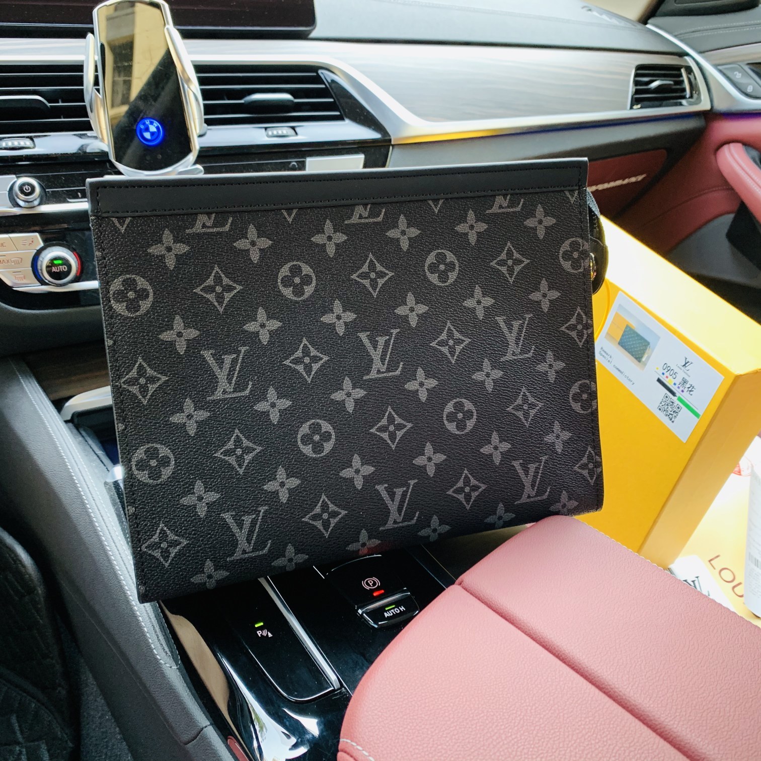 LV