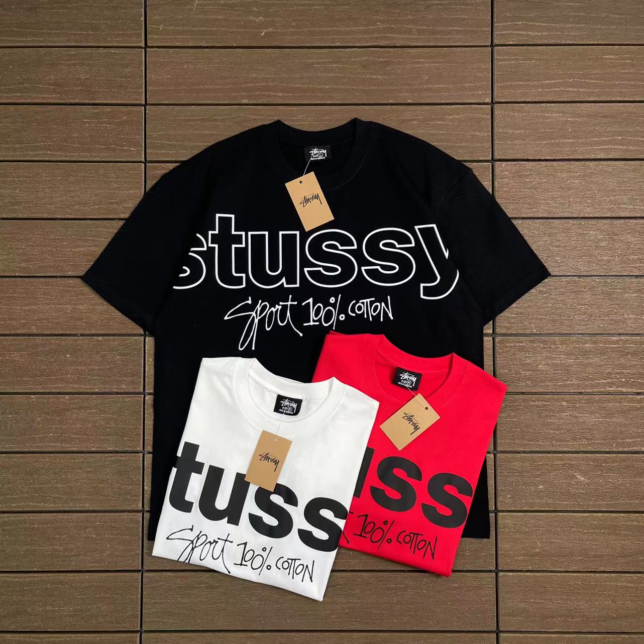 STUSSY T-SHIRT