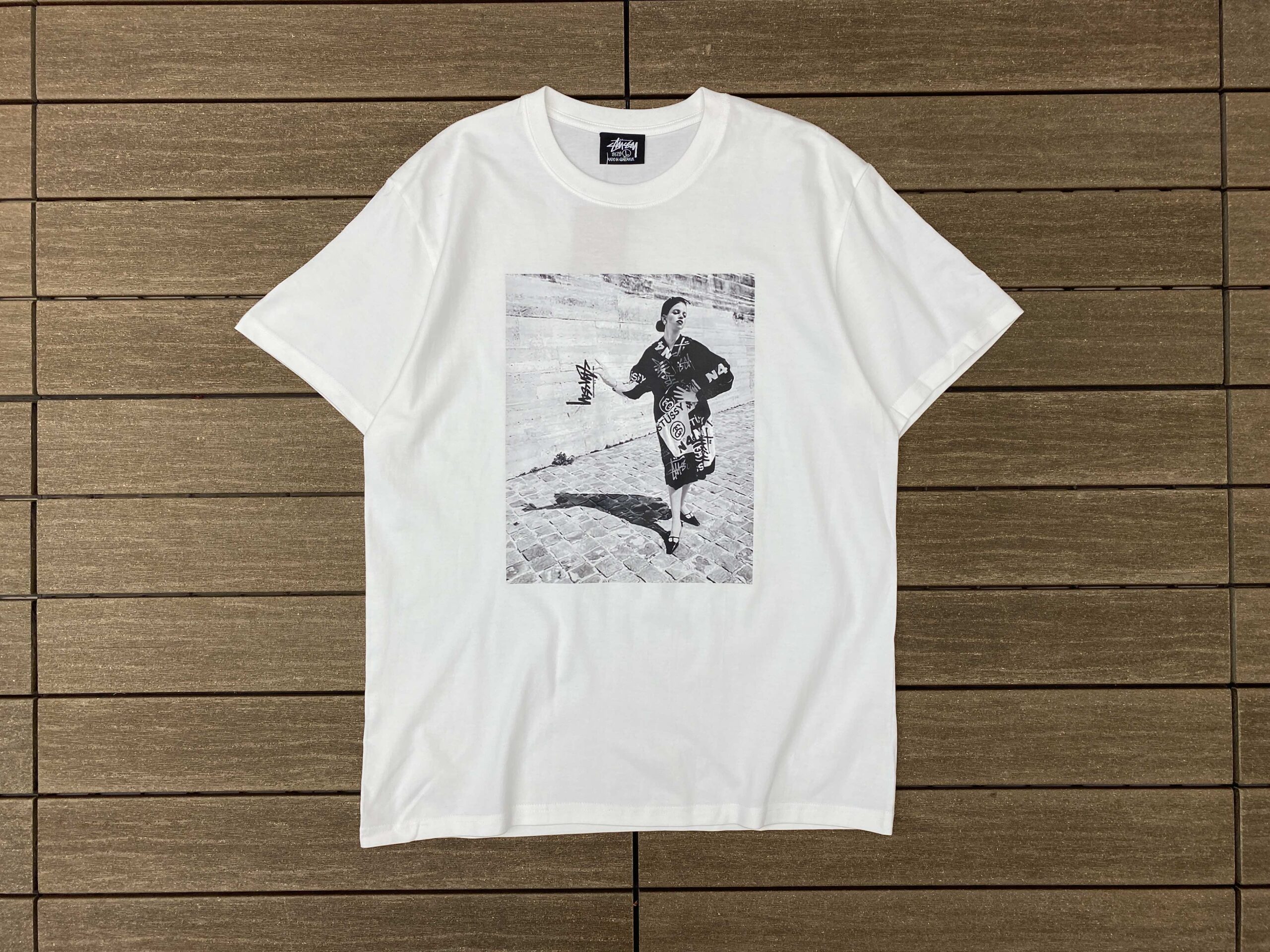 STUSSY T-SHIRT