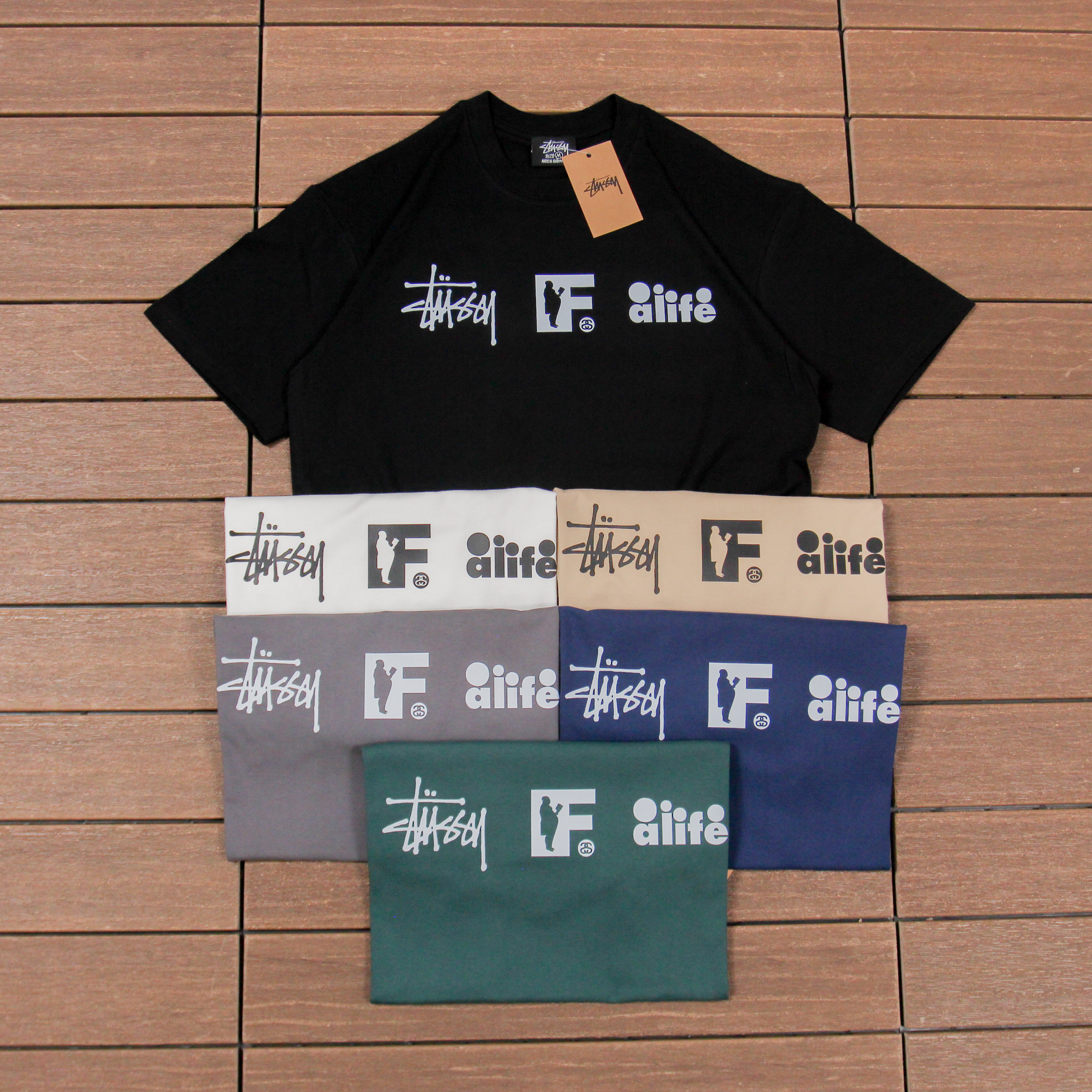 STUSSY T-SHIRT