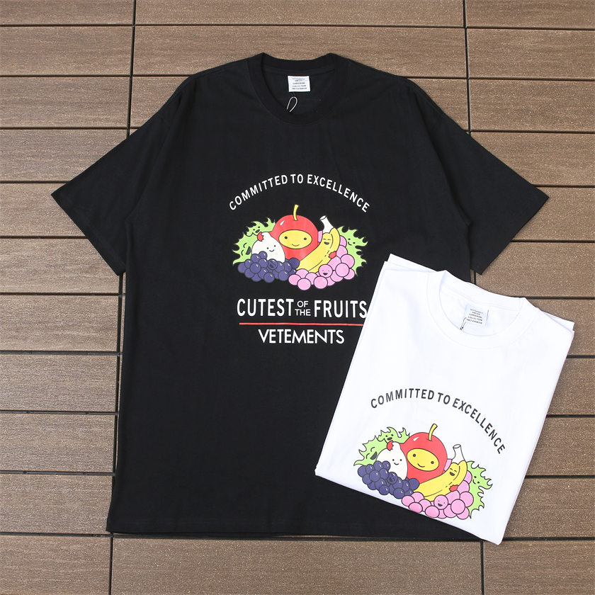 VETEMENTS T-SHIRT