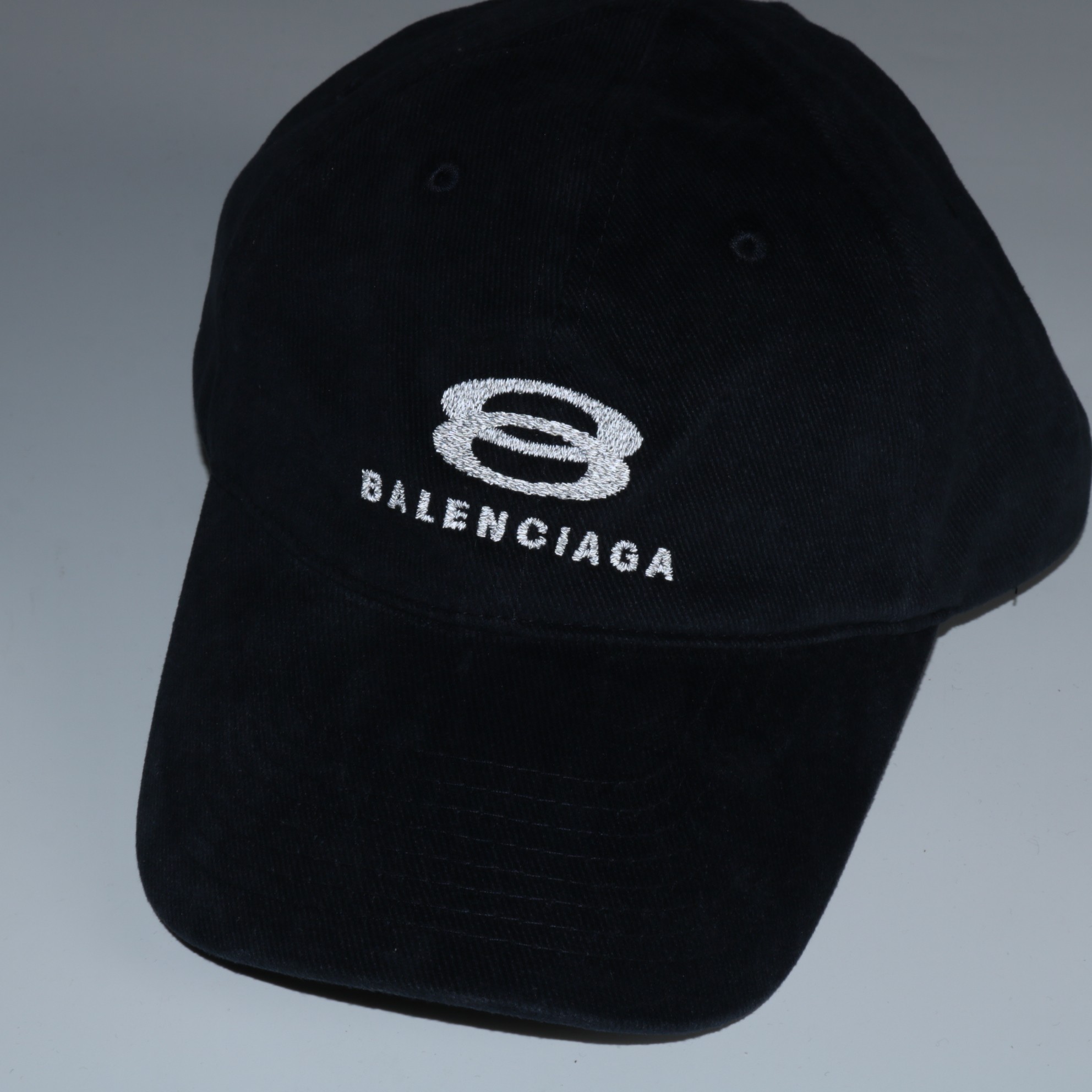 BALENCIAGA CAP