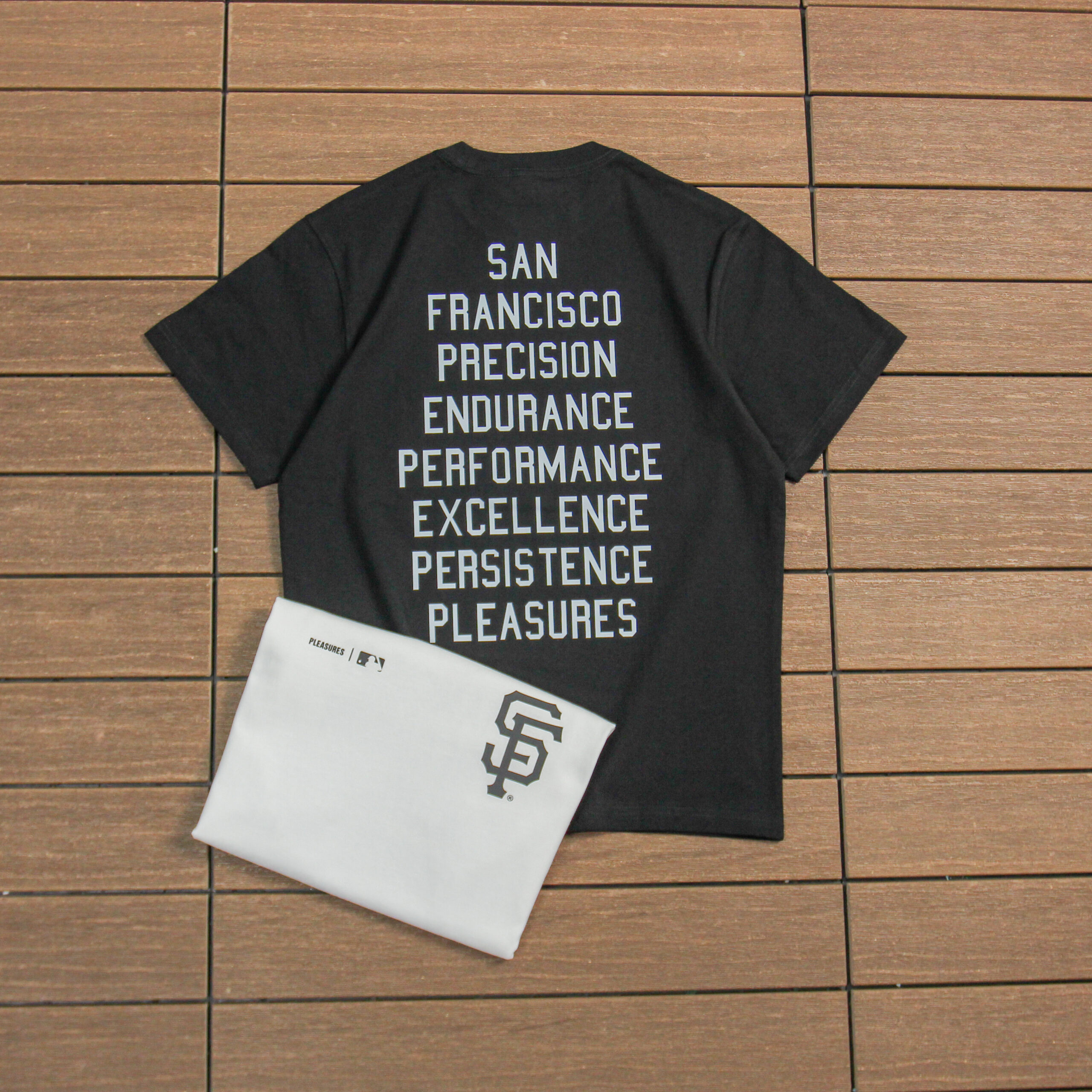 PLEASURES T-SHIRT