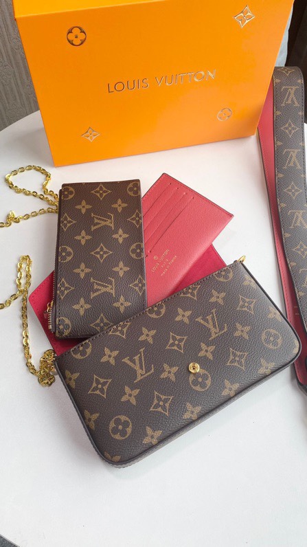 LV BAG