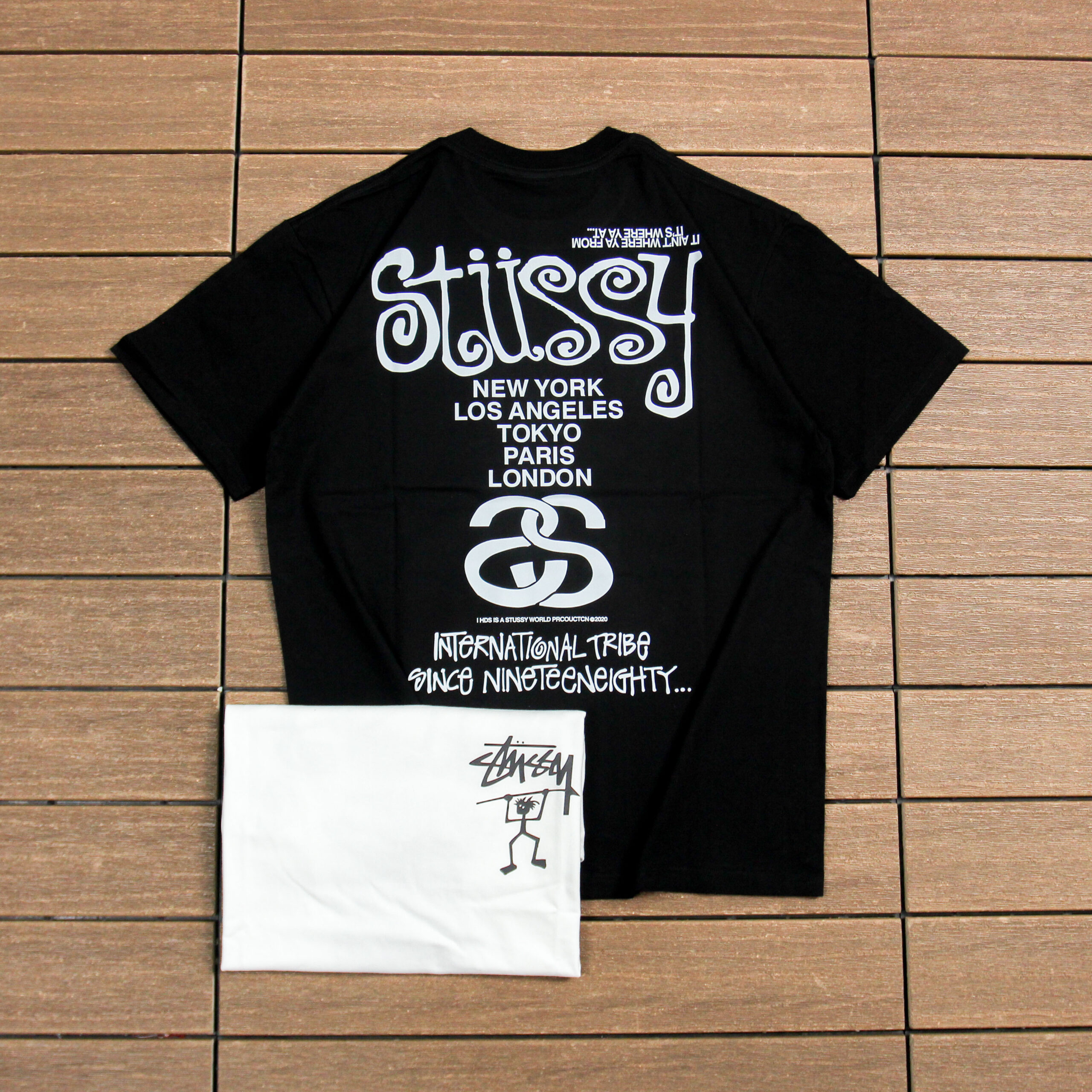 STUSSY T-SHIRT