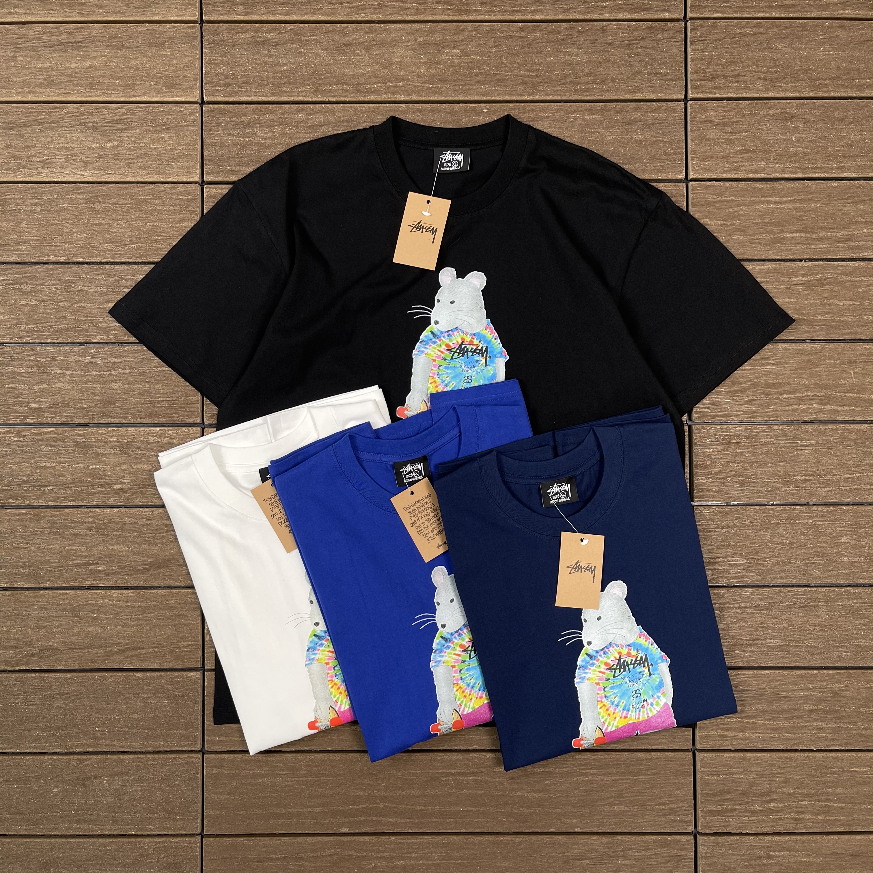 STUSSY T-SHIRT