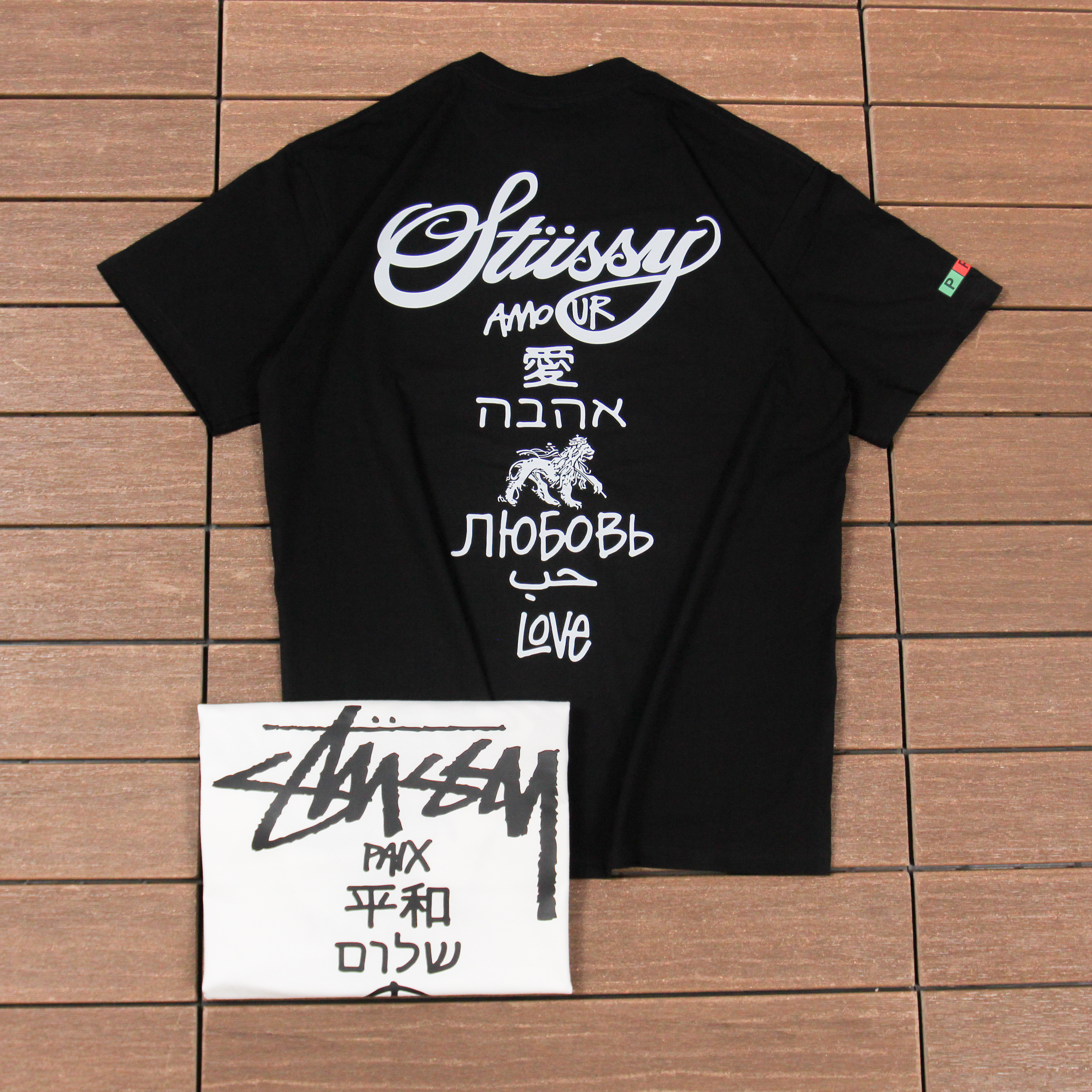 STUSSY T-SHIRT