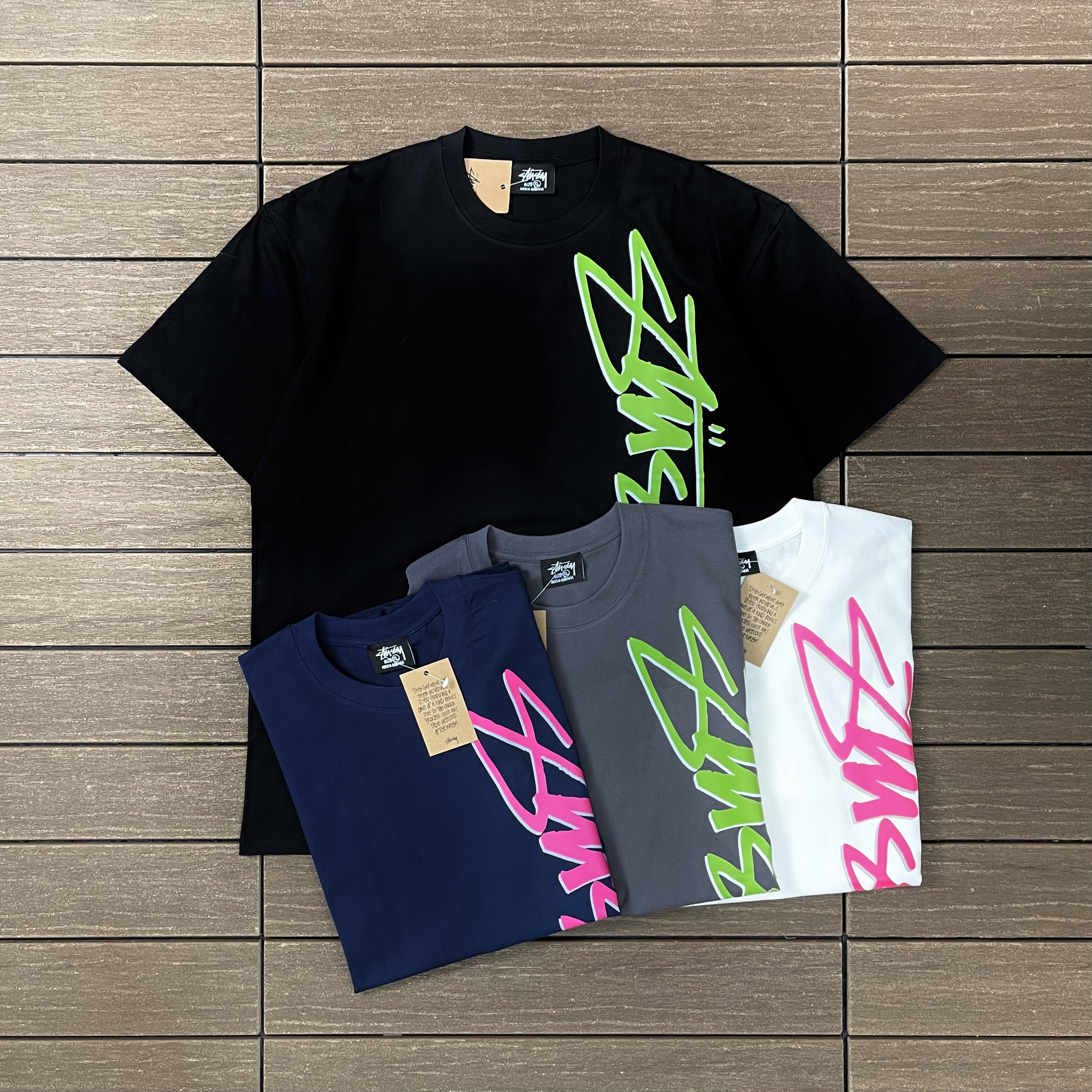 STUSSY T-SHIRT