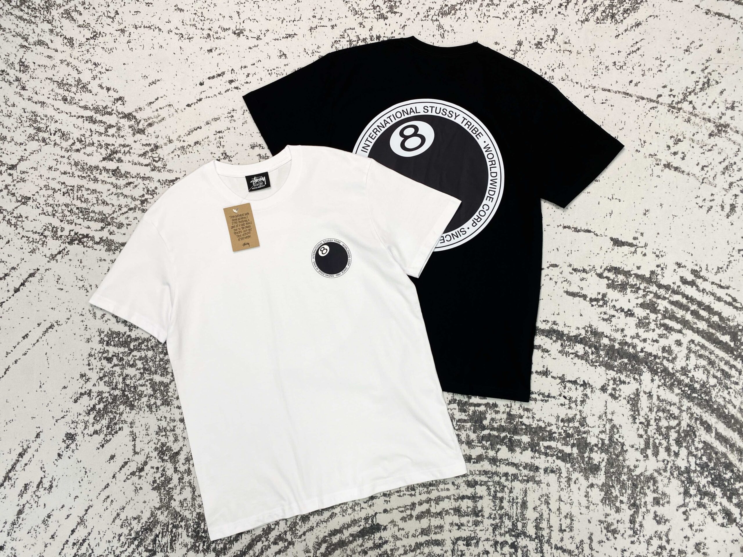 STUSSY T-SHIRT