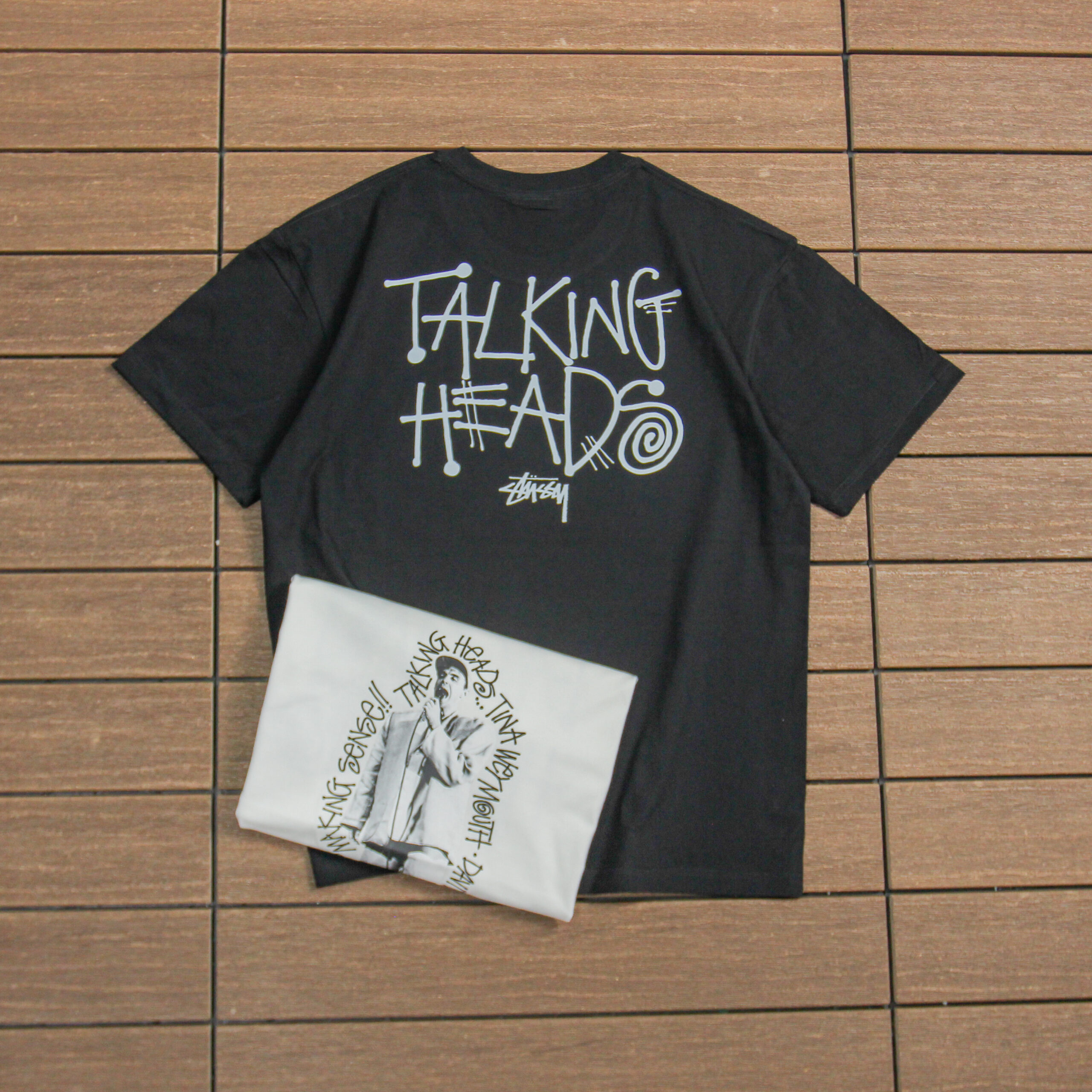 STUSSY T-SHIRT