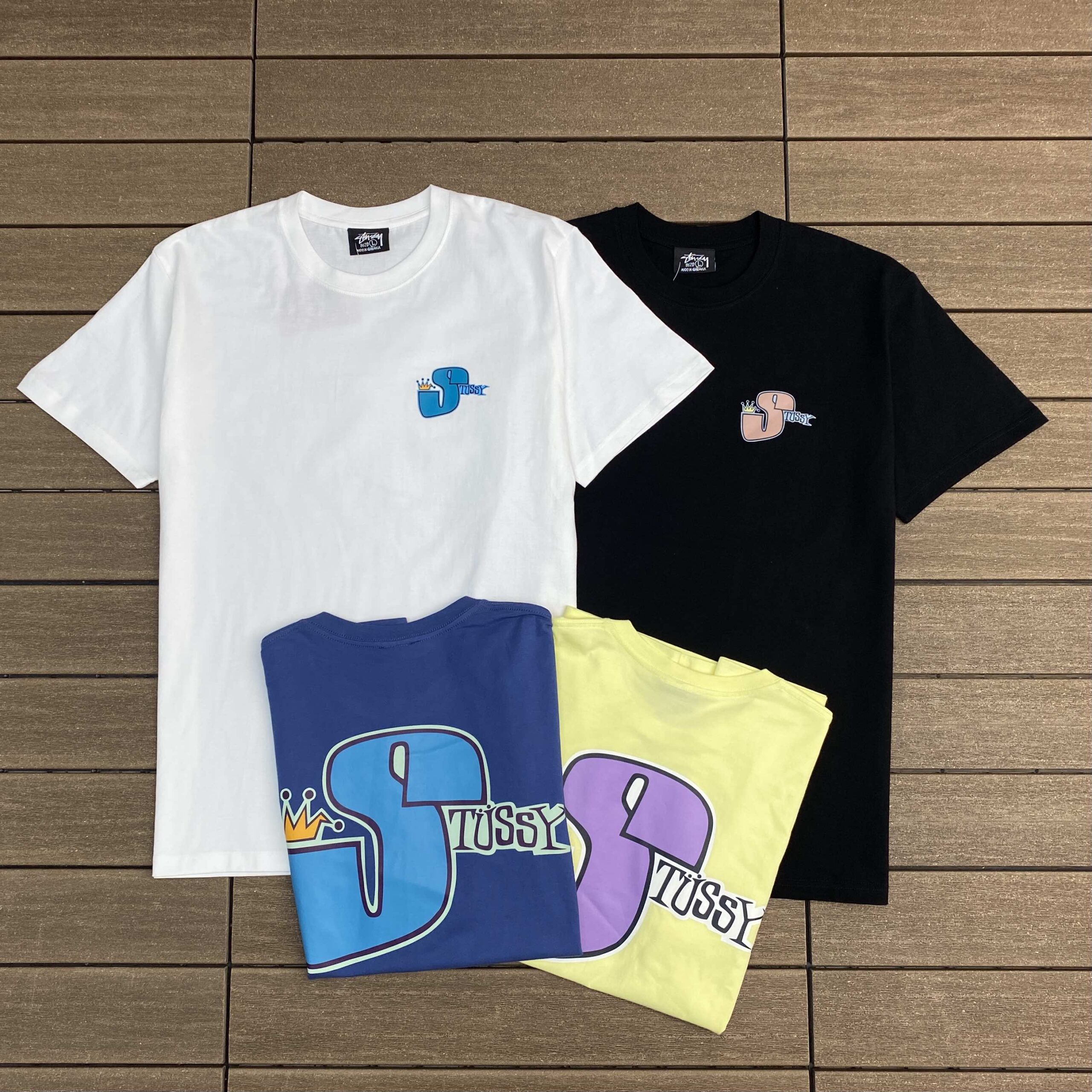 STUSSY T-SHIRT