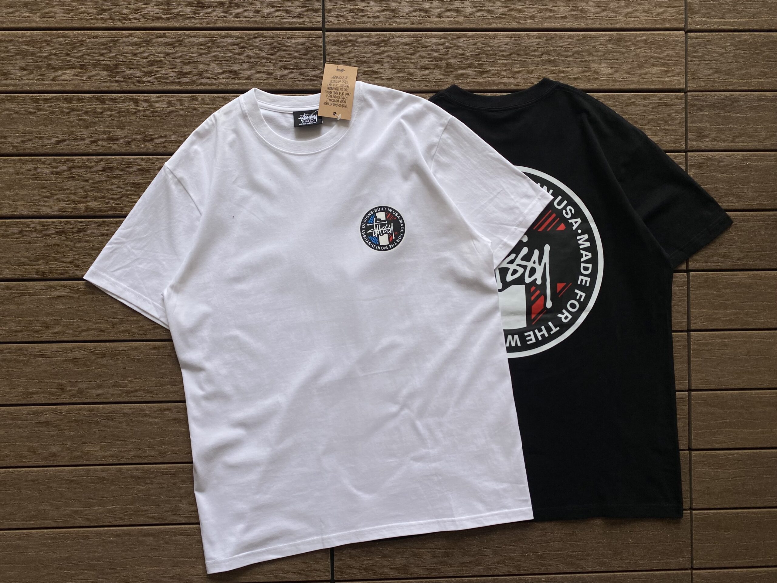 STUSSY T-SHIRT