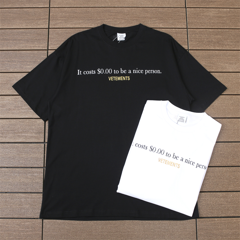 VETEMENTS T-SHIRT
