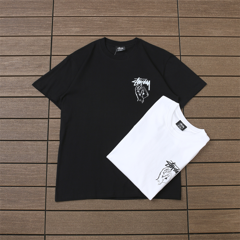 STUSSY T-shirt