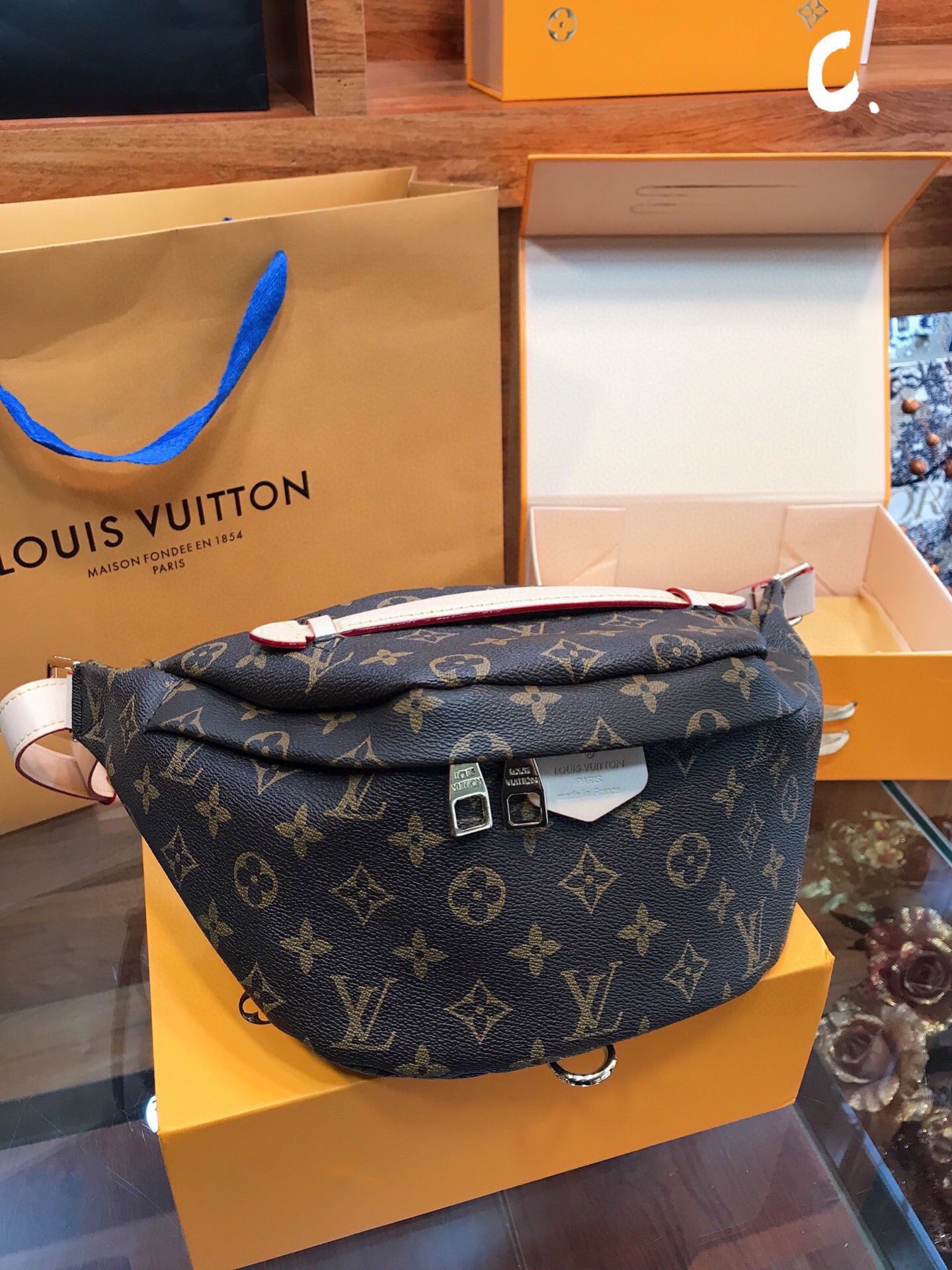 LV BAG