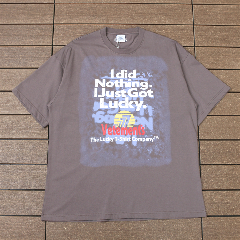 VETEMENTS T-SHIRT