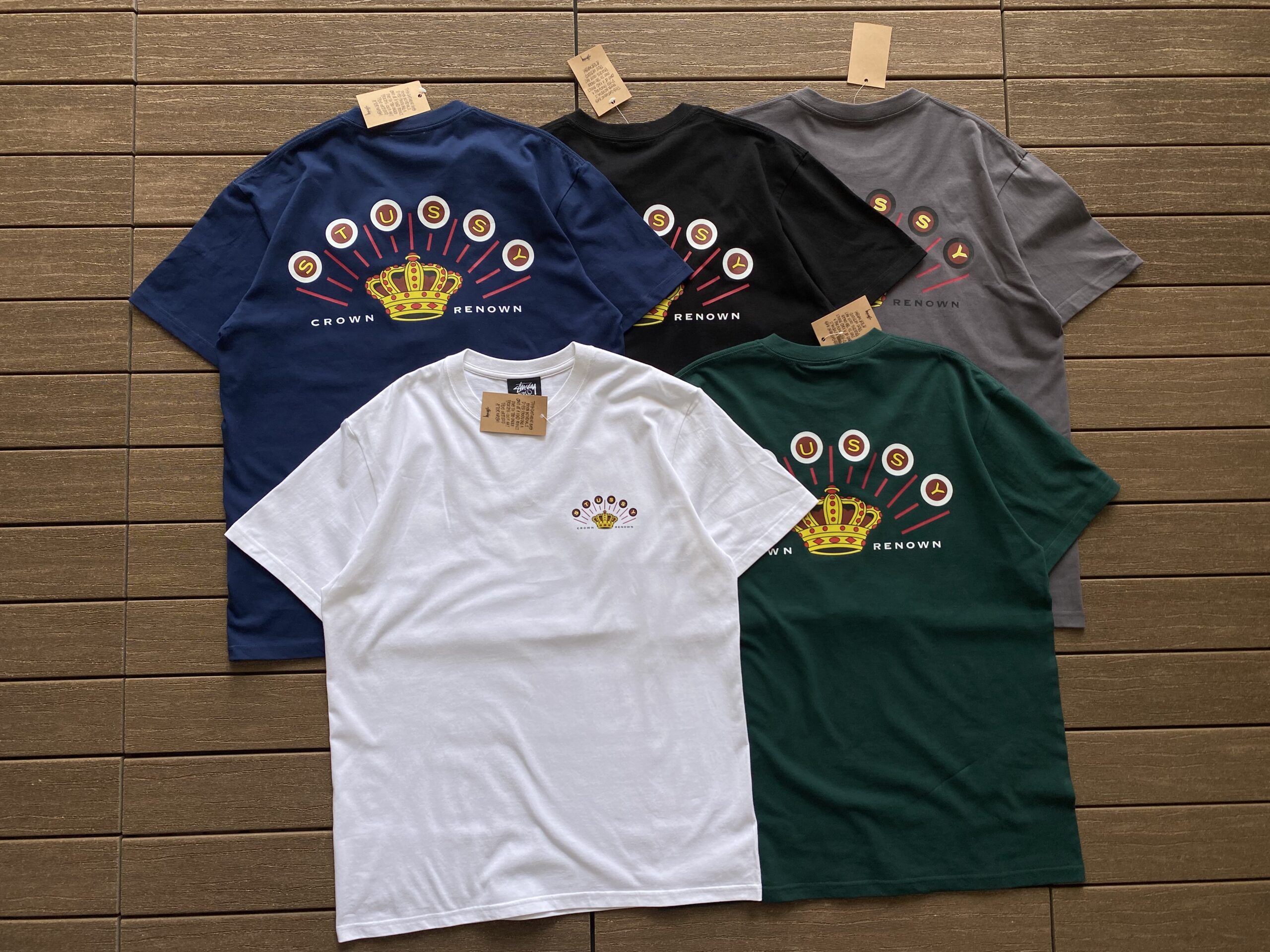STUSSY T-SHIRT