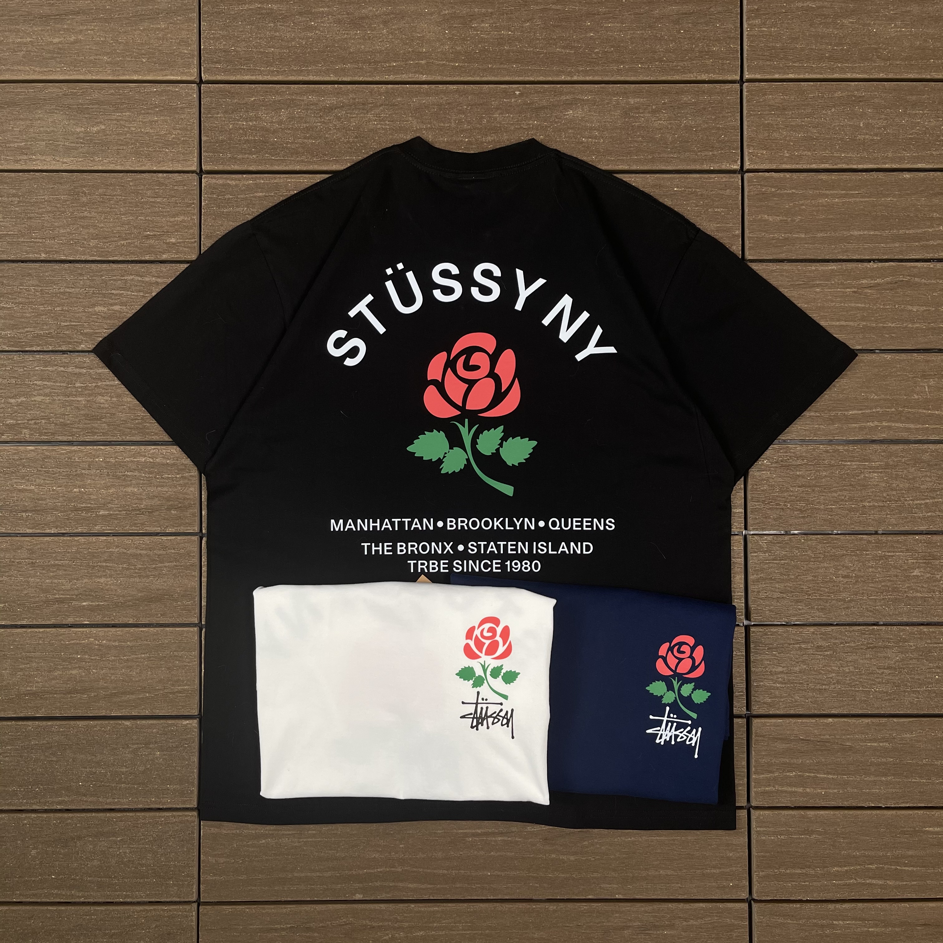 STUSSY T-SHIRT