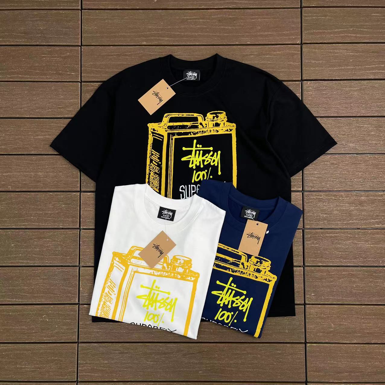 STUSSY T-SHIRT