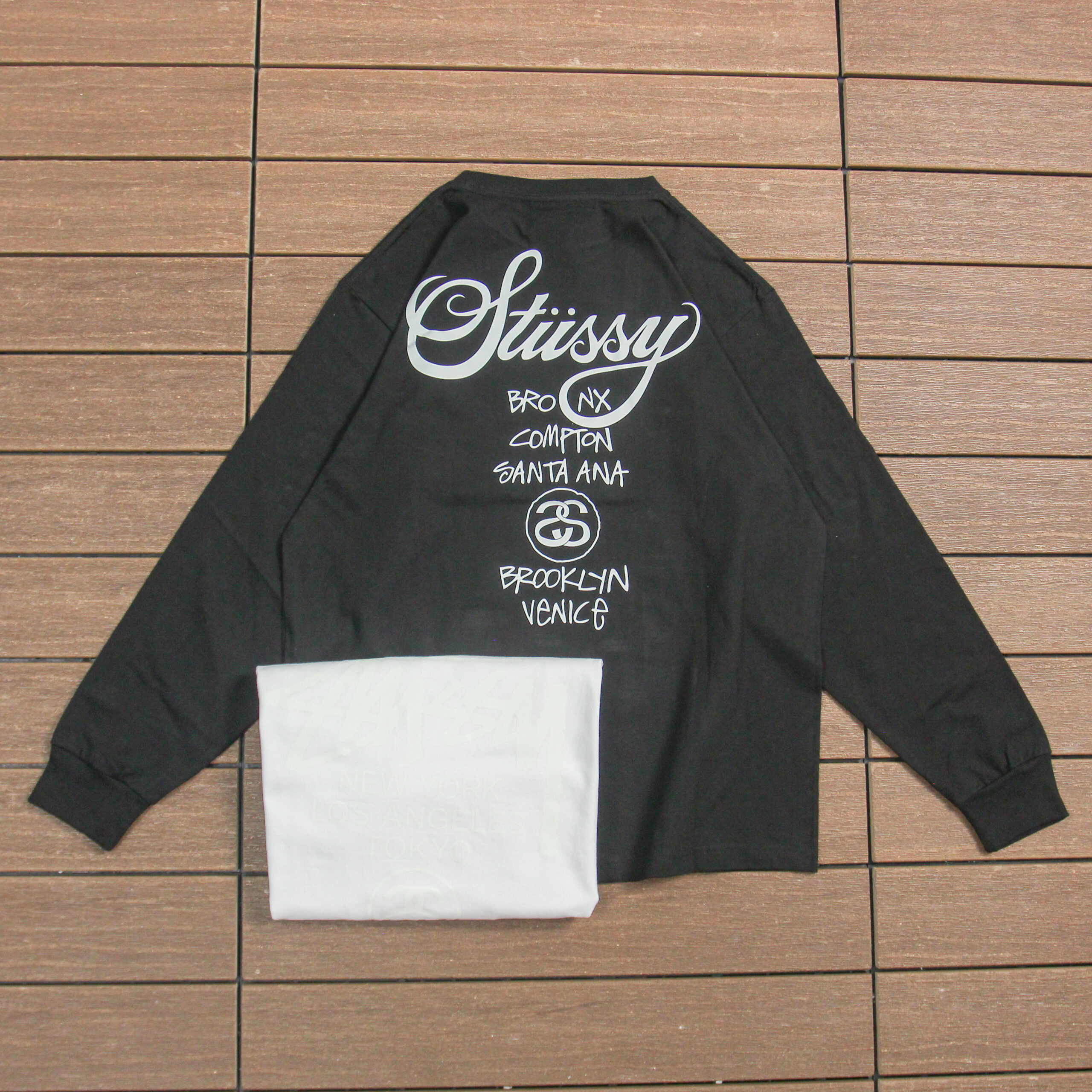STUSSY T-SHIRT
