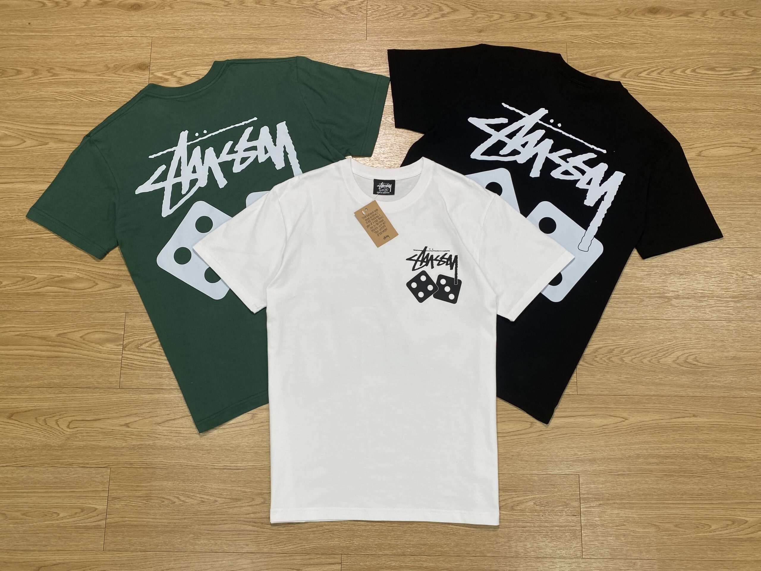 STUSSY T-shirt