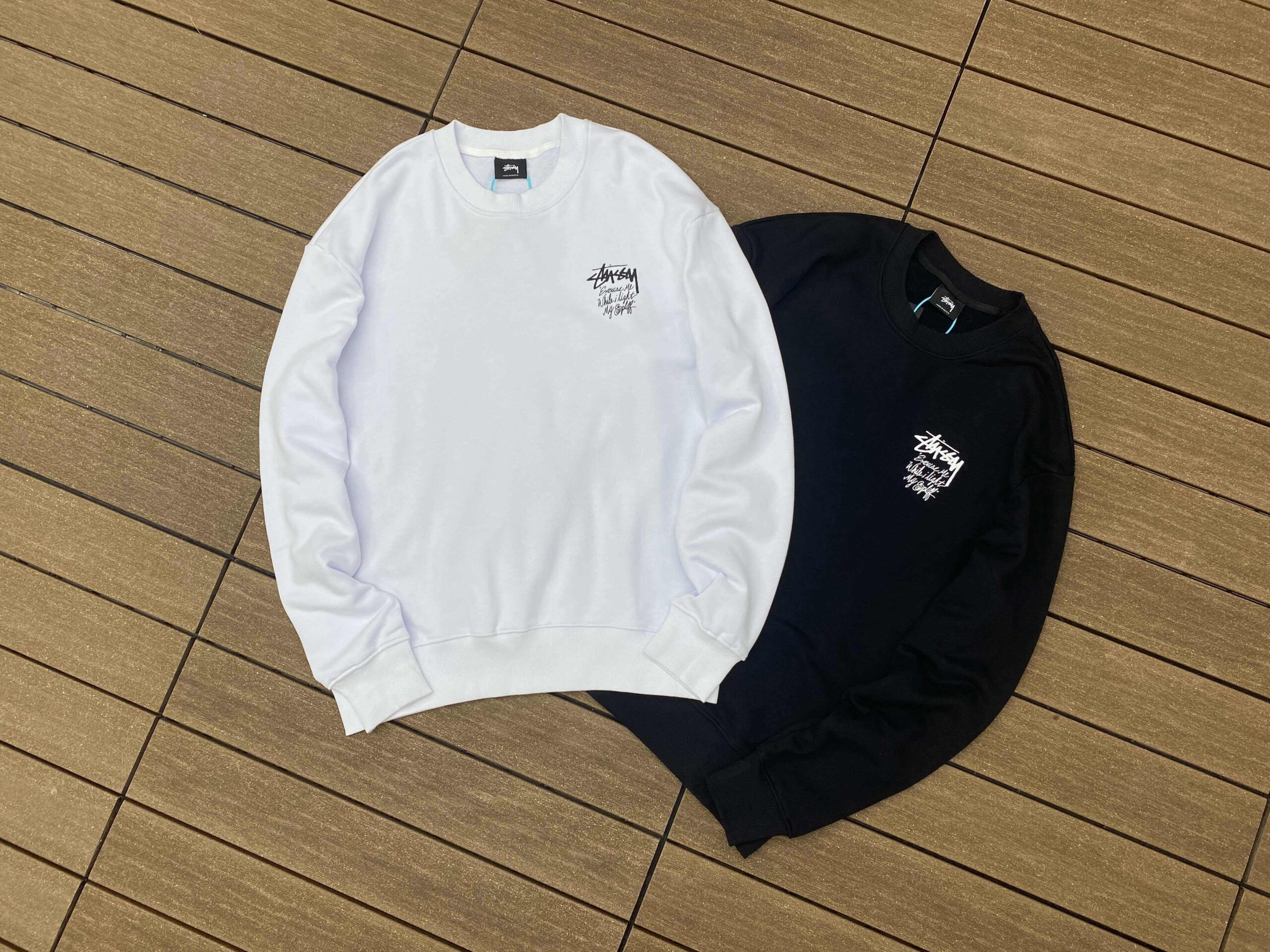 STUSSY T-SHIRT