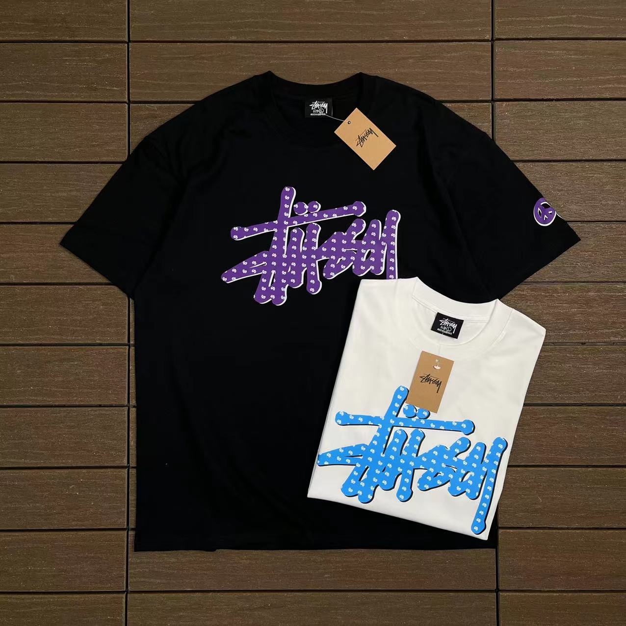 STUSSY T-SHIRT