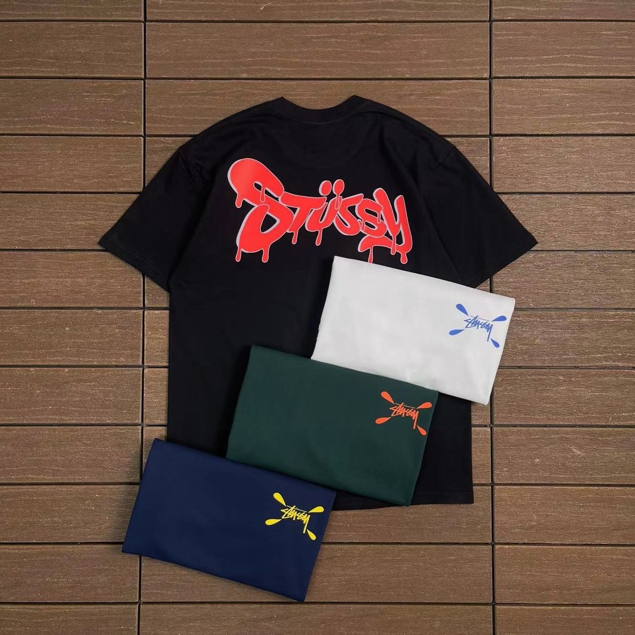 STUSSY T-SHIRT
