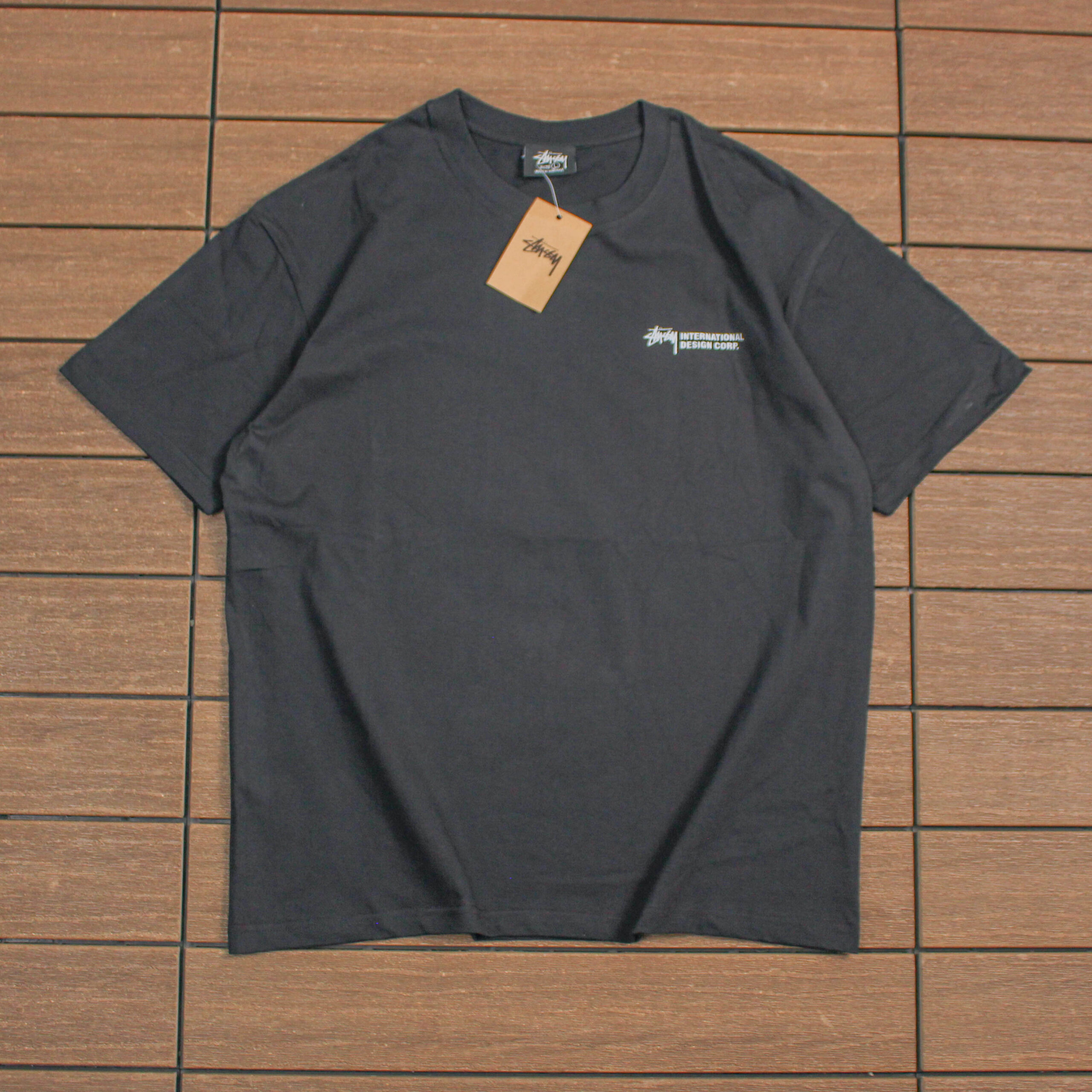 STUSSY T-SHIRT