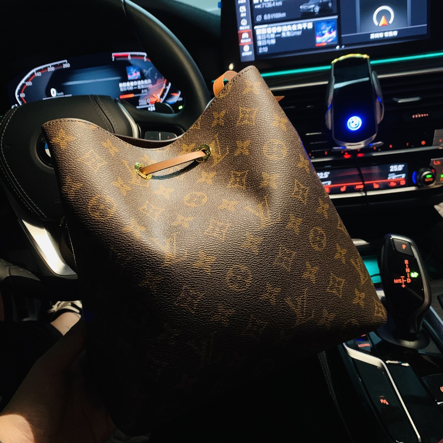 LV