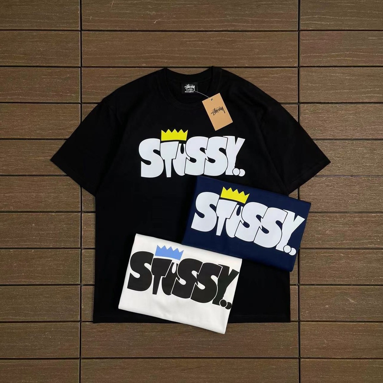 STUSSY T-SHIRT