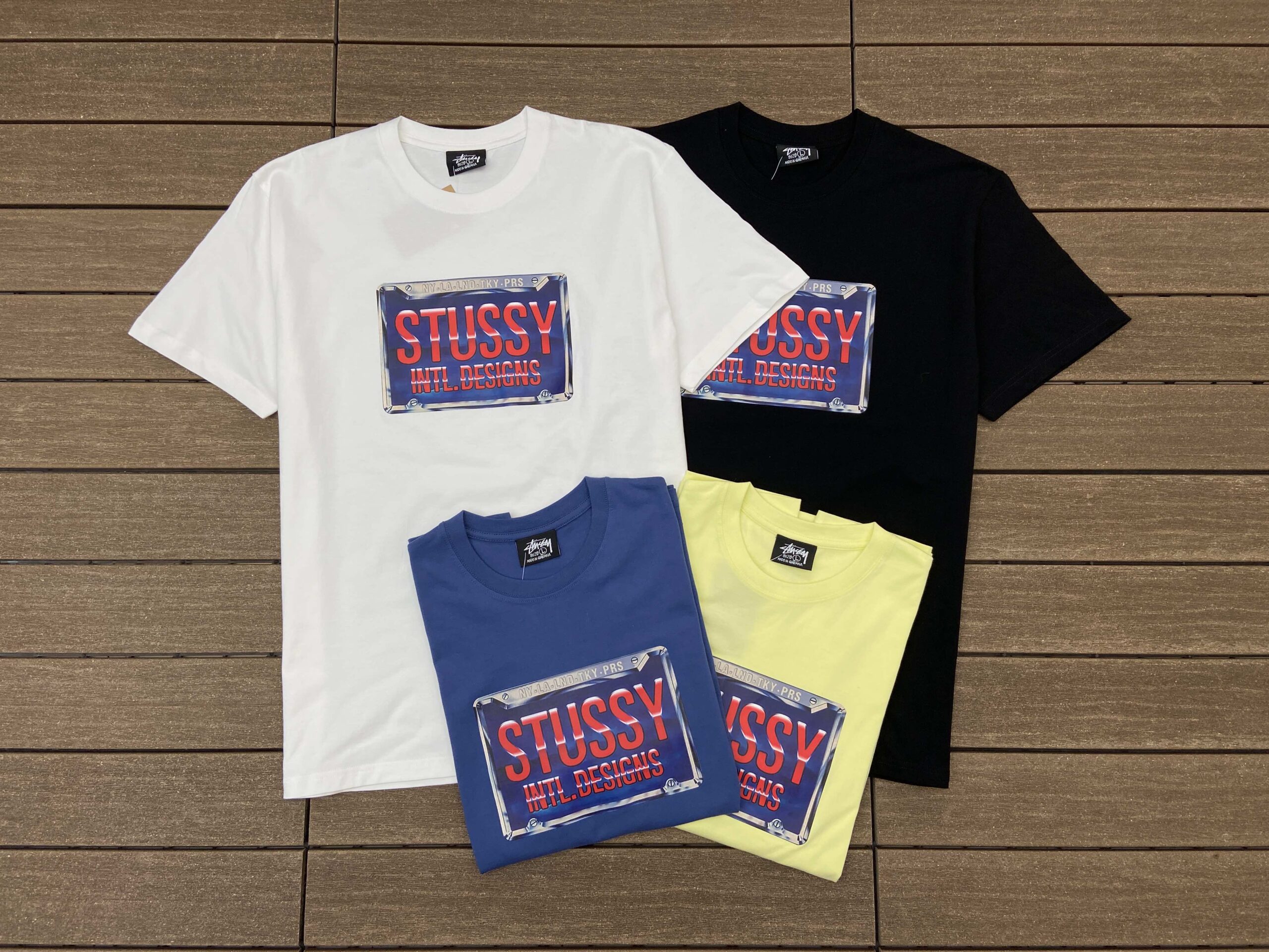 STUSSY T-SHIRT