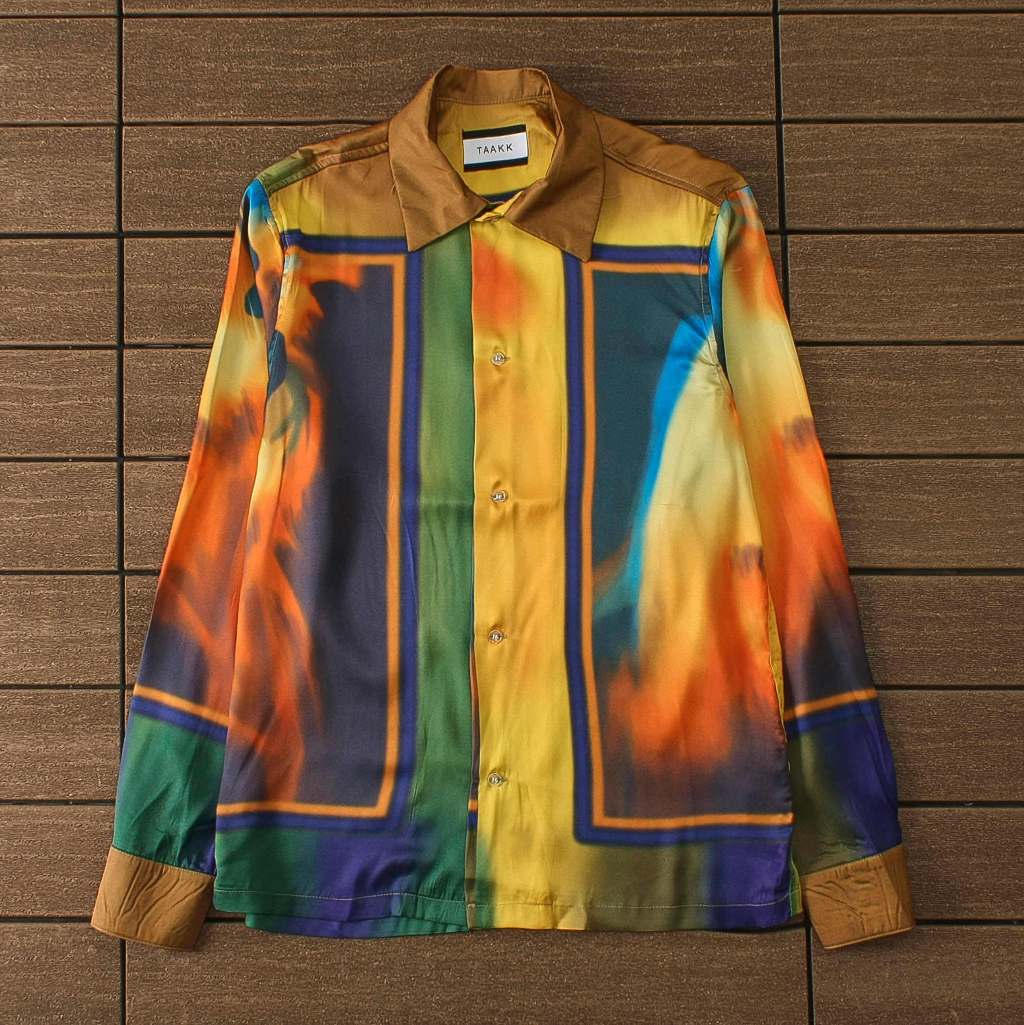 TAAKK SHIRT