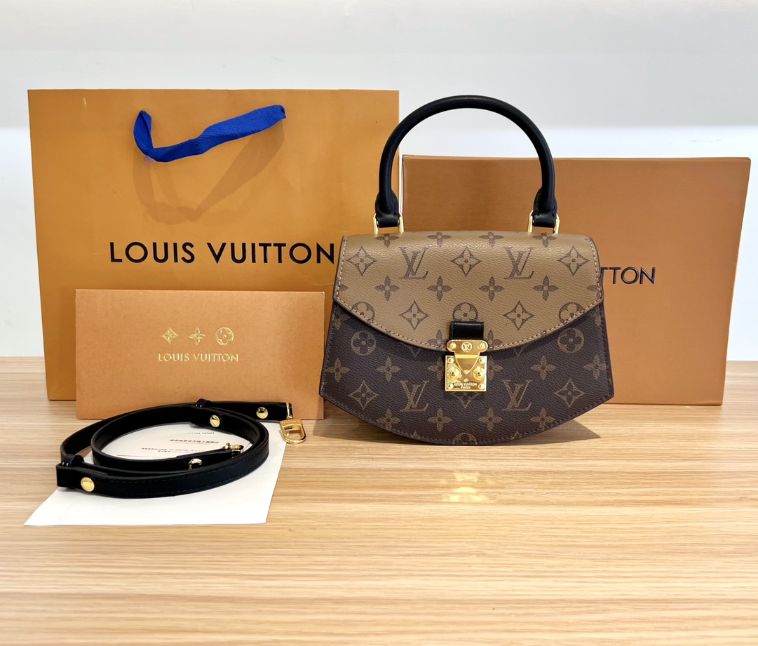 LV BAG