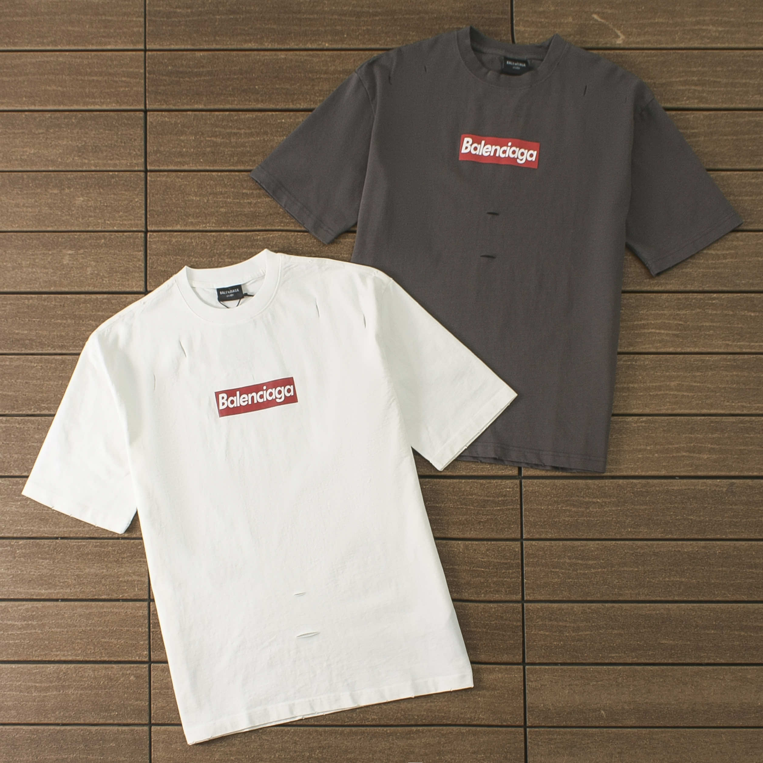 BALENCIAGA T-shirt