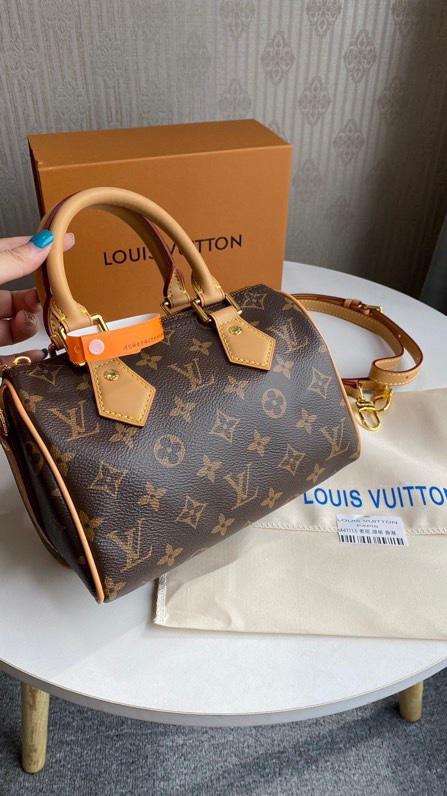 LV BAG
