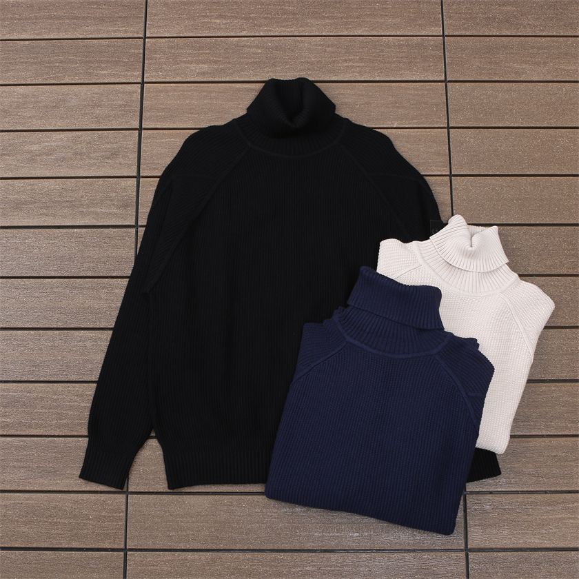 STONE ISLAND SWEATER