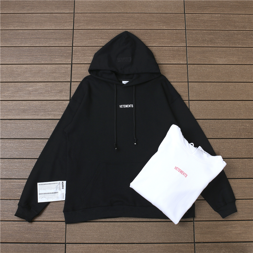 VETEMENTS HOODIE