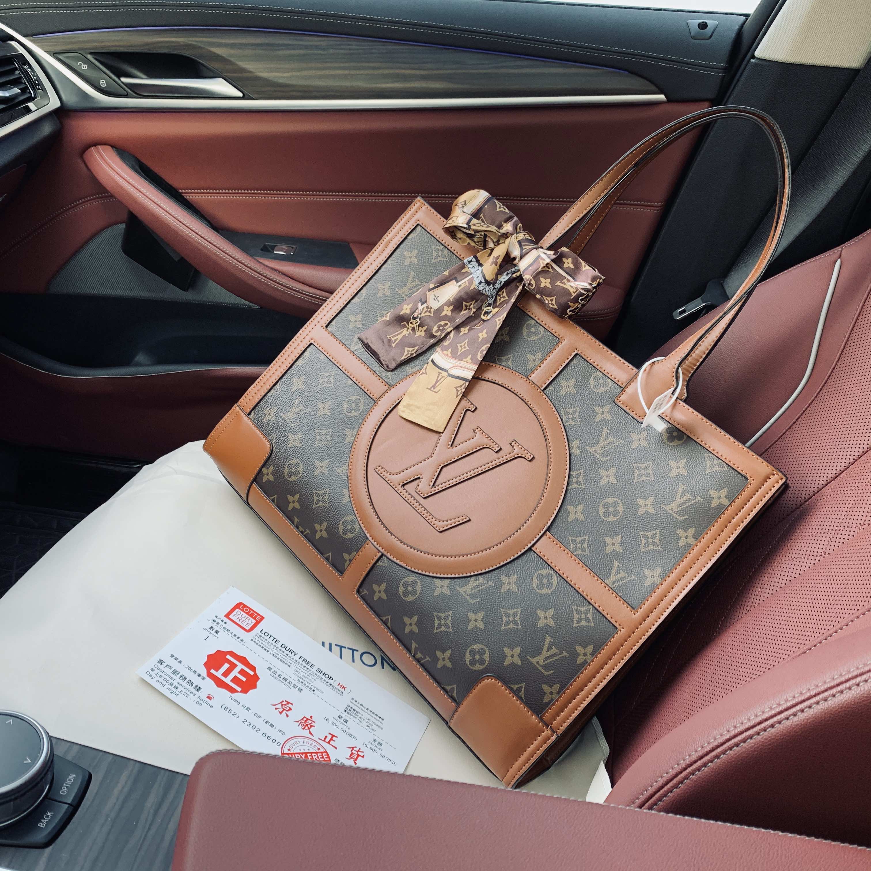 LV BAG