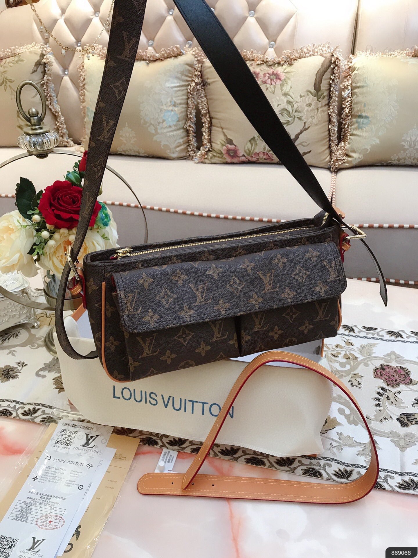 LV BAG