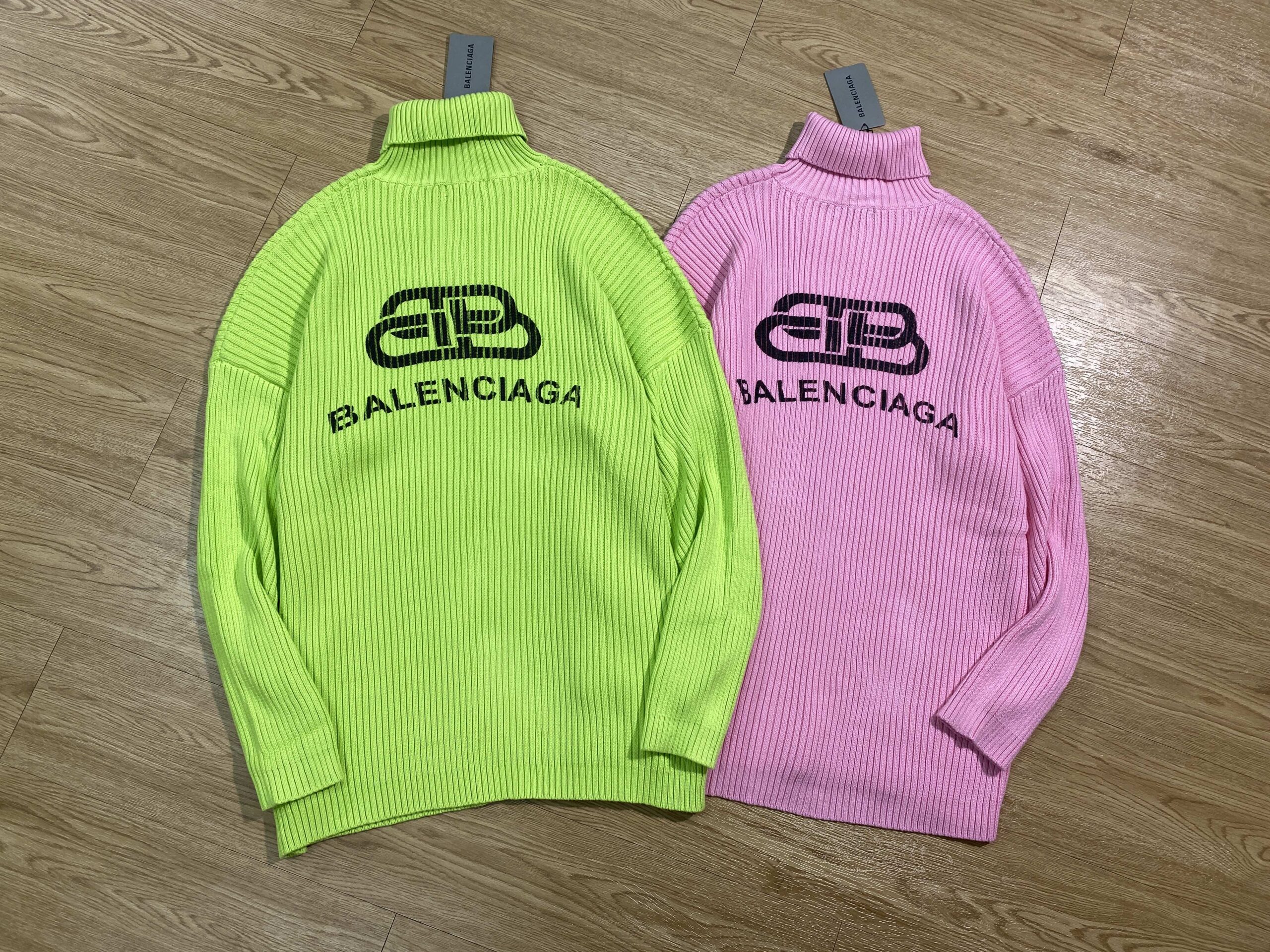 BALENCIAGA SWEATER
