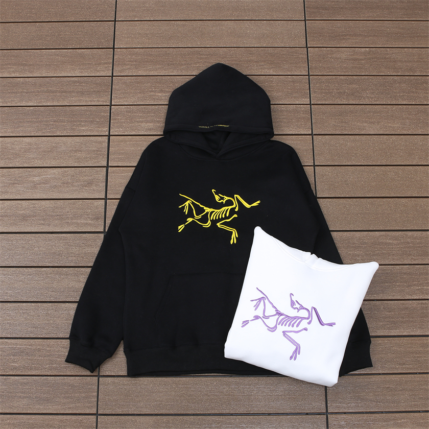 PALACE HOODIE