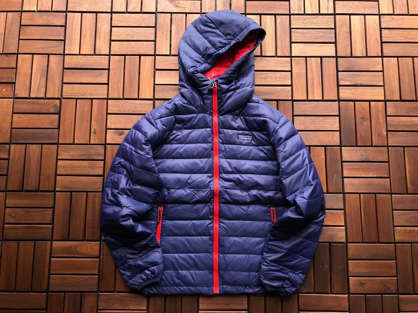 PATAGONIA DOWN JACKET