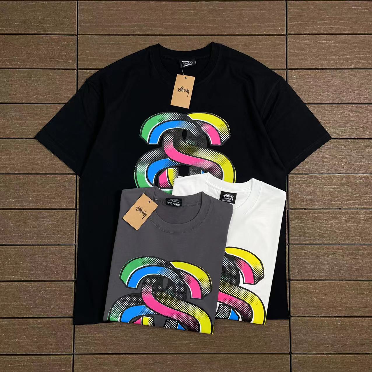 STUSSY T-SHIRT
