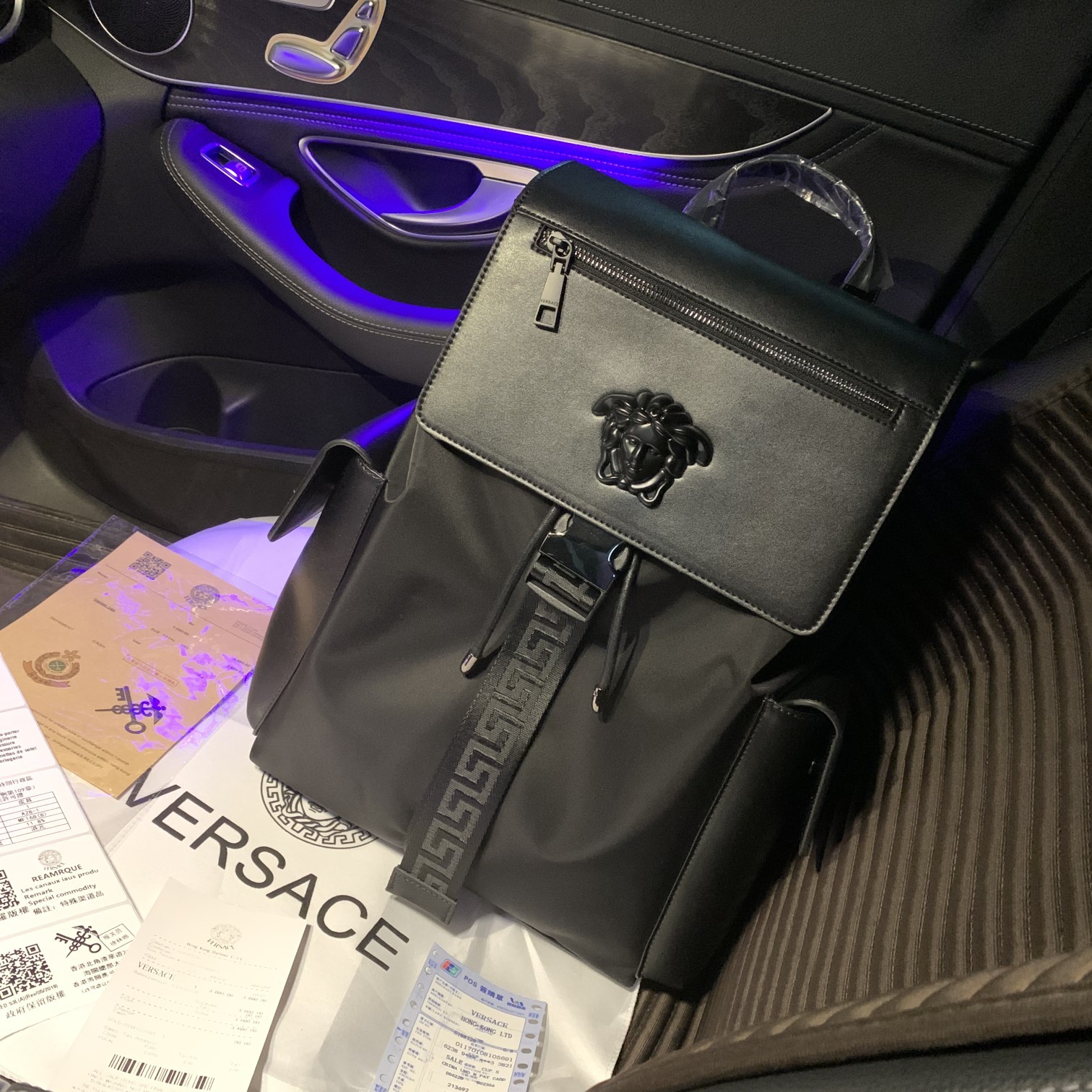 VERSACE