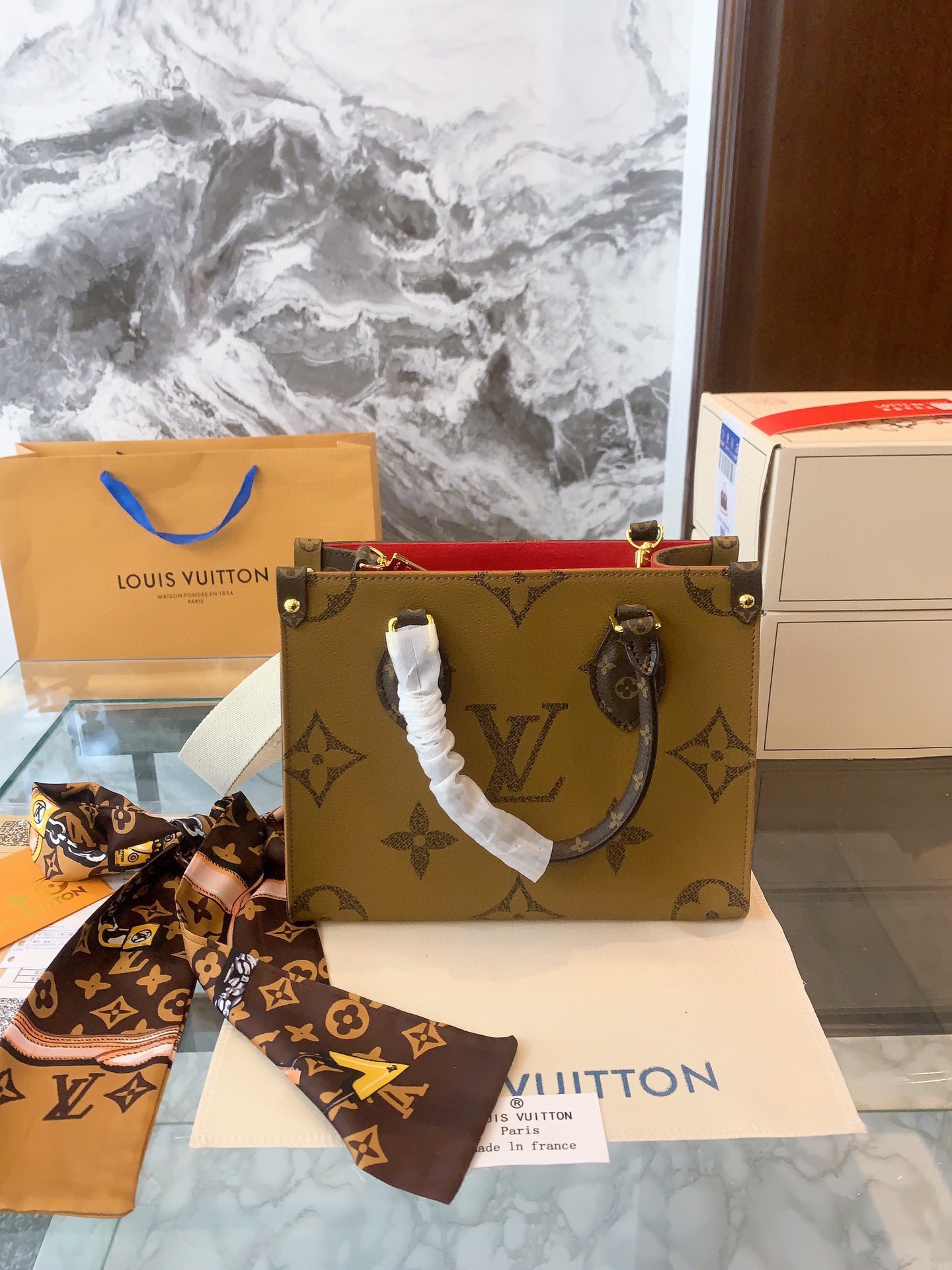 LV BAG