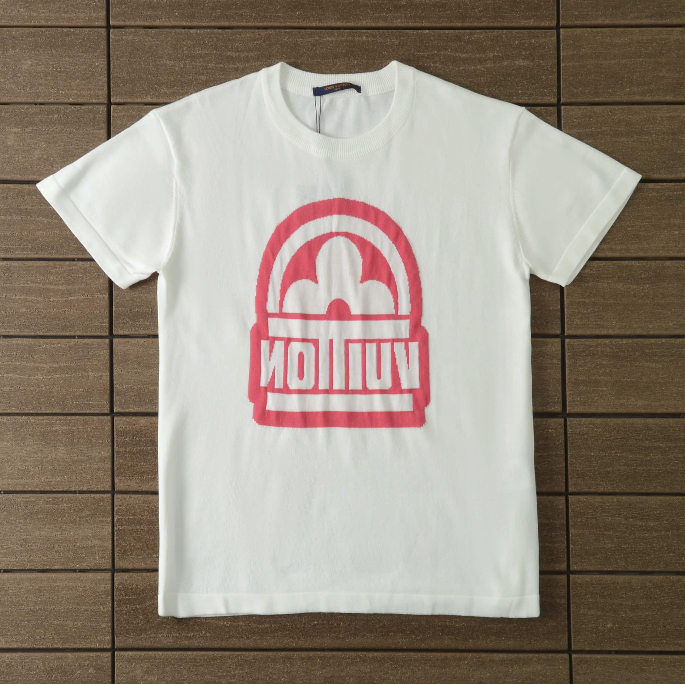 LV T-shirt