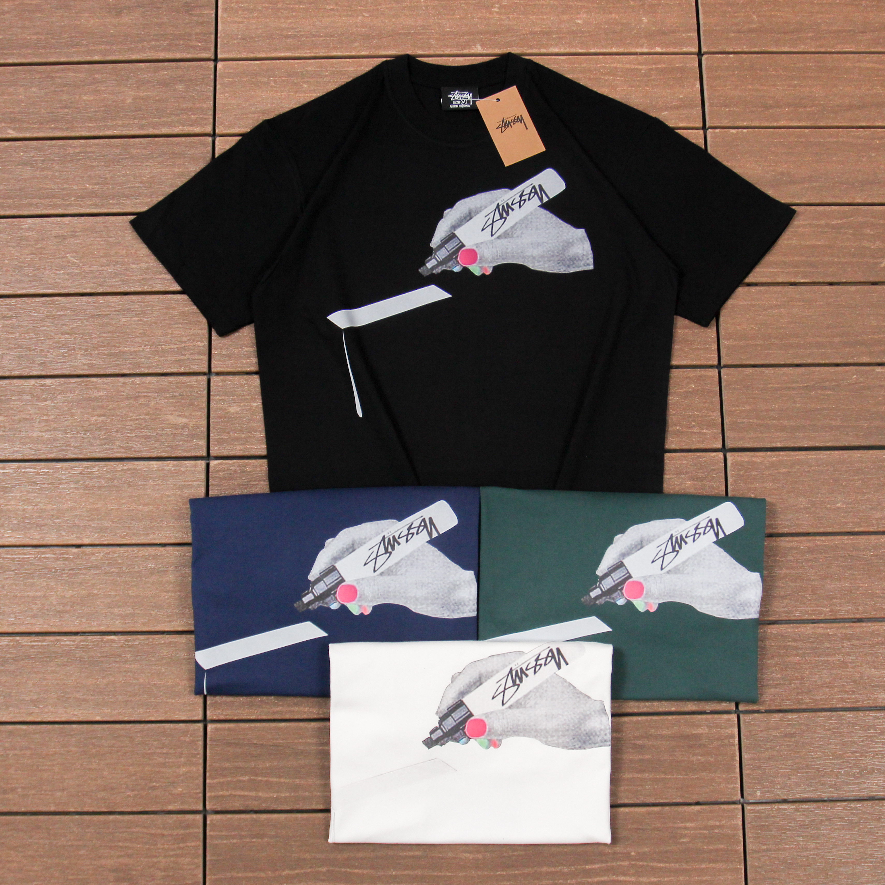 STUSSY T-SHIRT