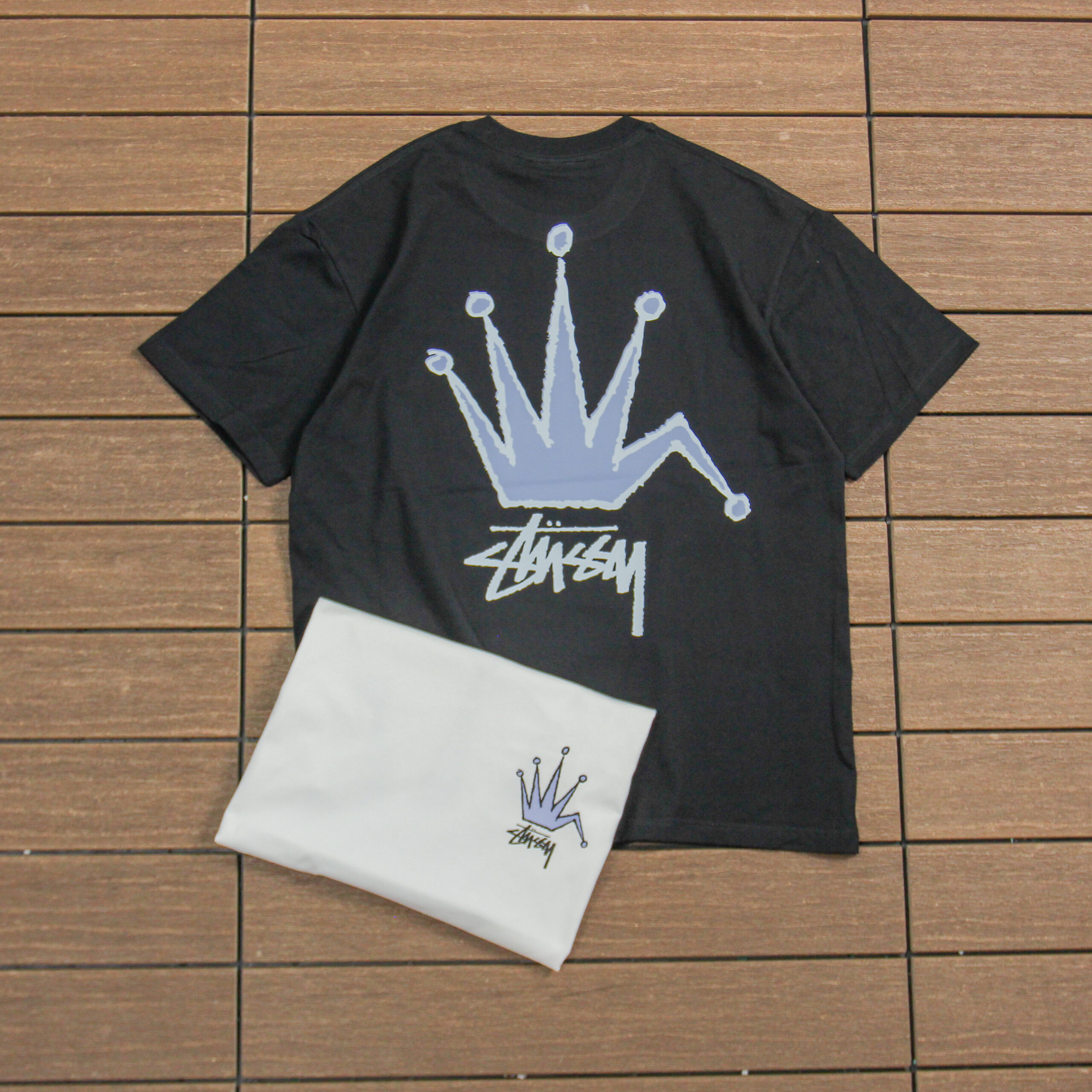 STUSSY T-SHIRT