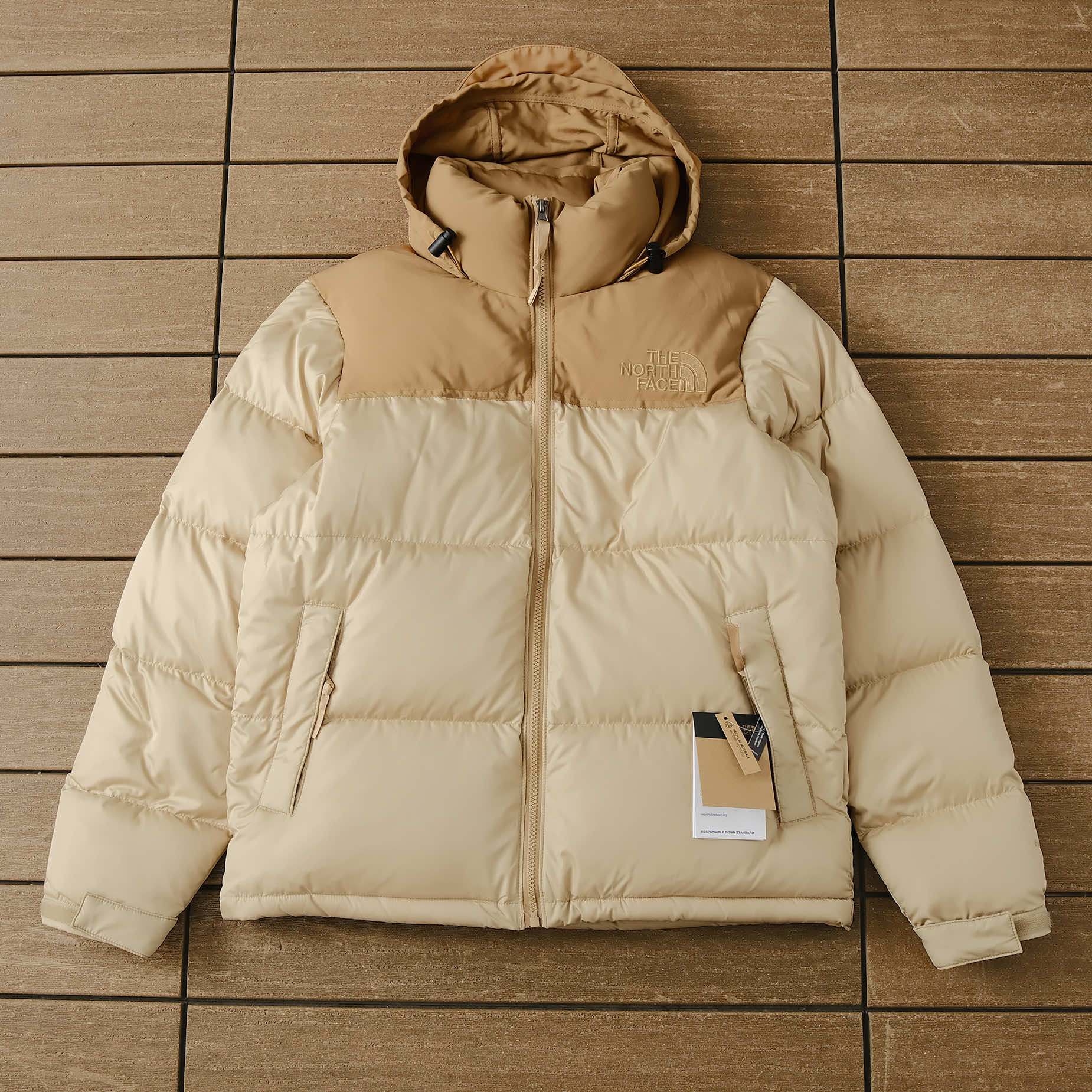 THE NORTH FACE DOWN JACKET